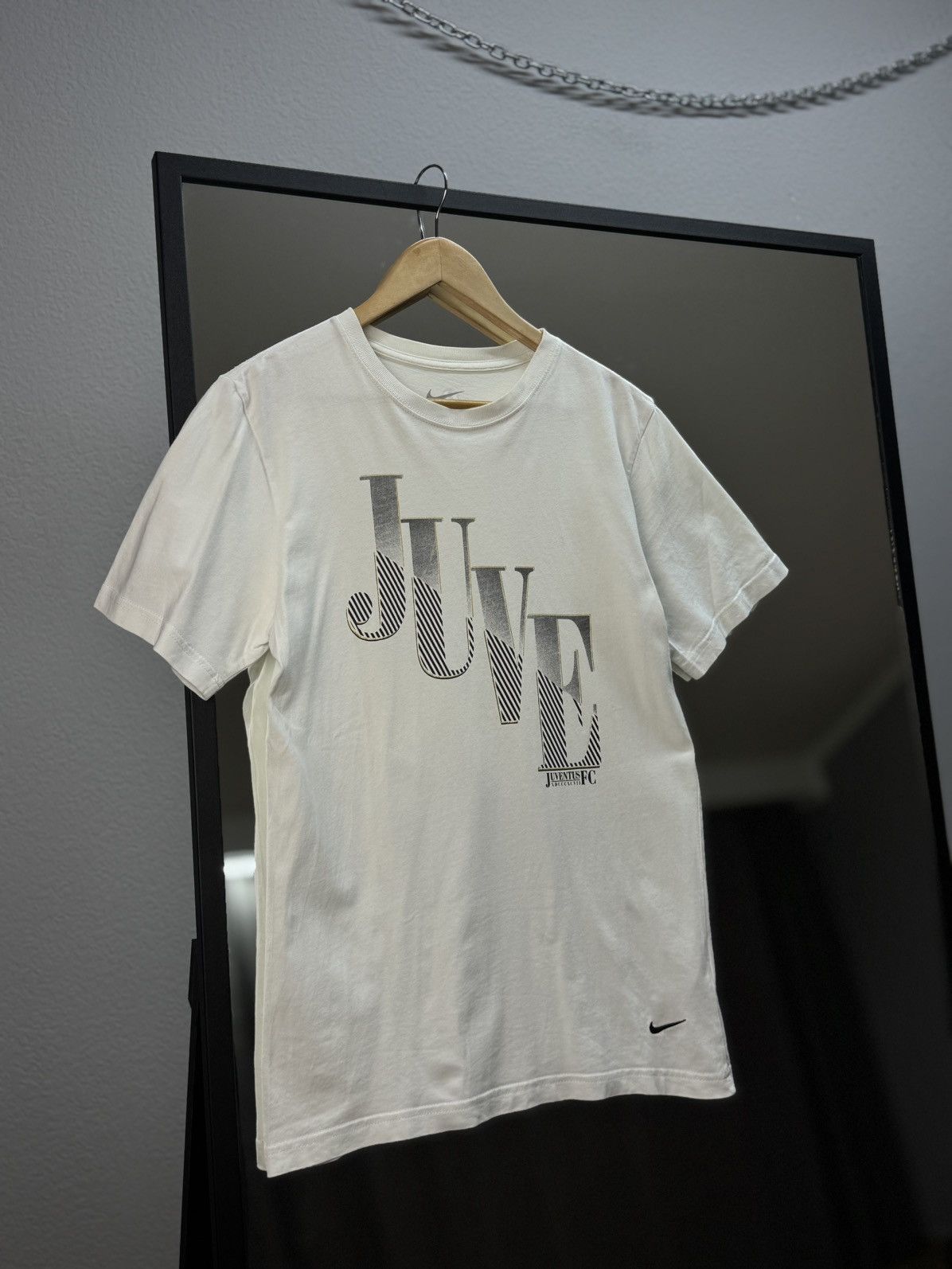 Nike Vintage Block core Jersey Juventus Italy Soccer T-shirt Y2K Size US M / EU 48-50 / 2 - 2 Thumbnail