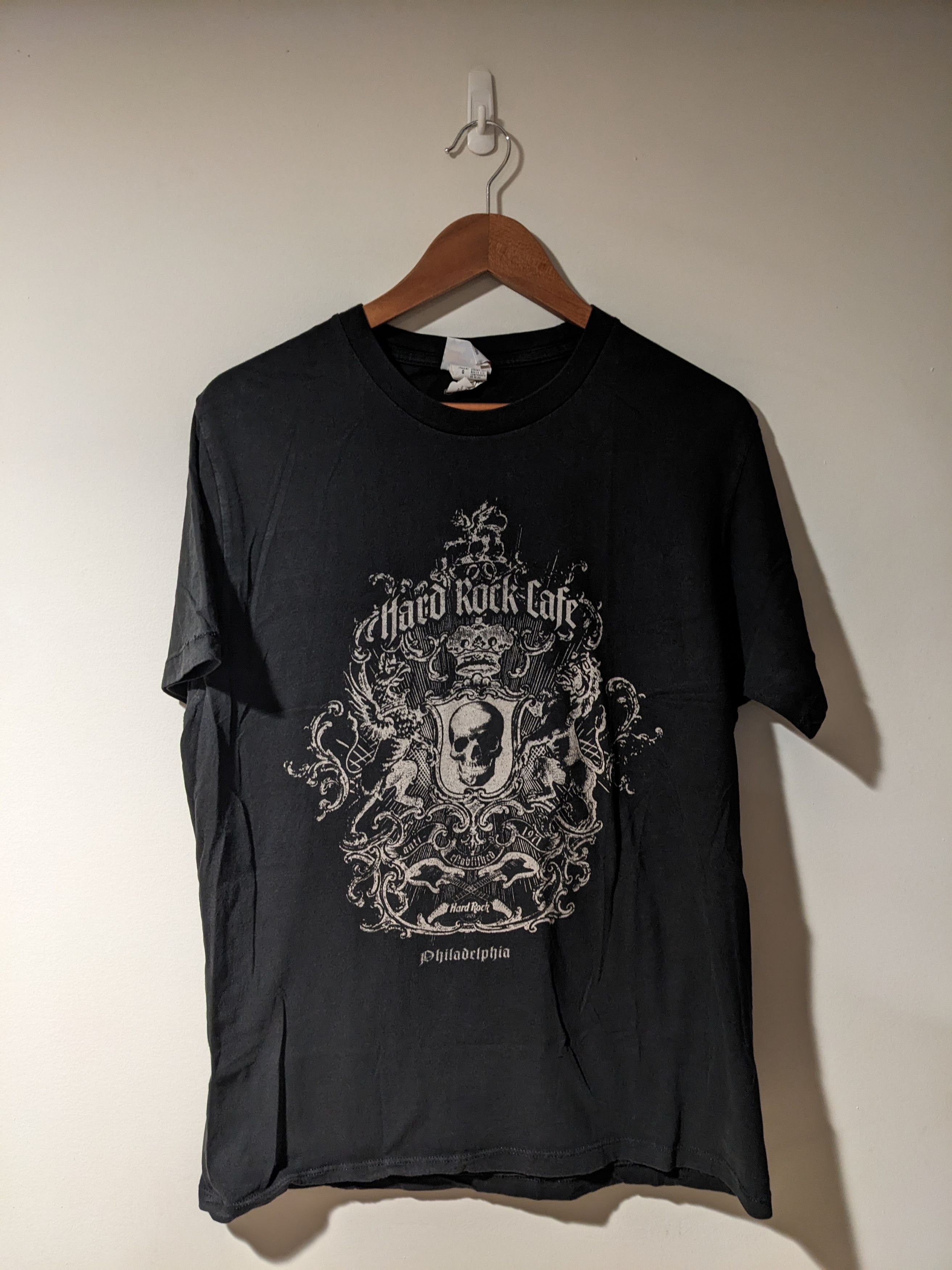 Hard Rock Cafe × Vintage Vintage Y2K Hard Rock Cafe Skull Philadelphia Large T-Shirt Size US L / EU 52-54 / 3 - 1 Thumbnail