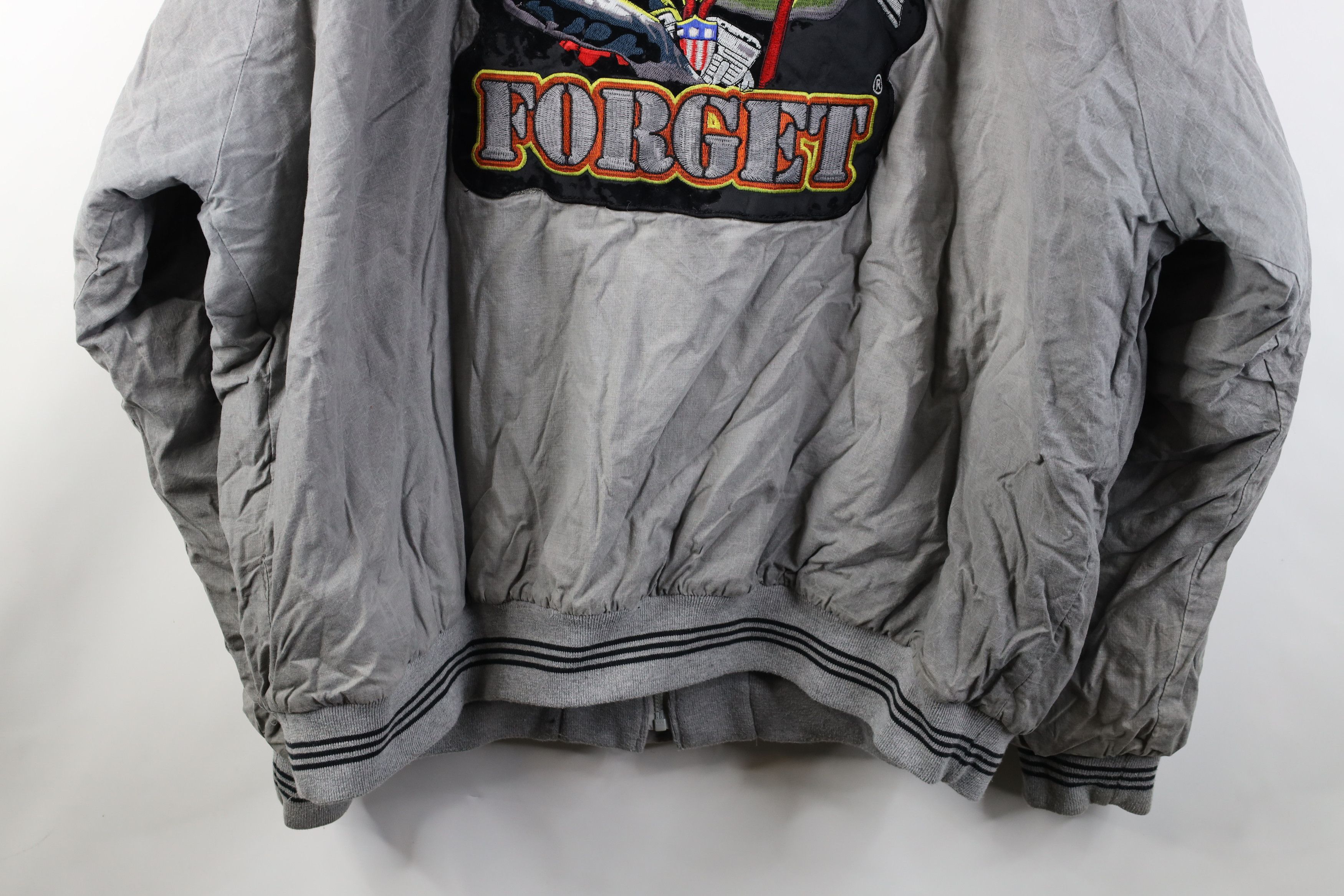 Vintage 90s Veterans Don't Forget Military Puffer Jacket