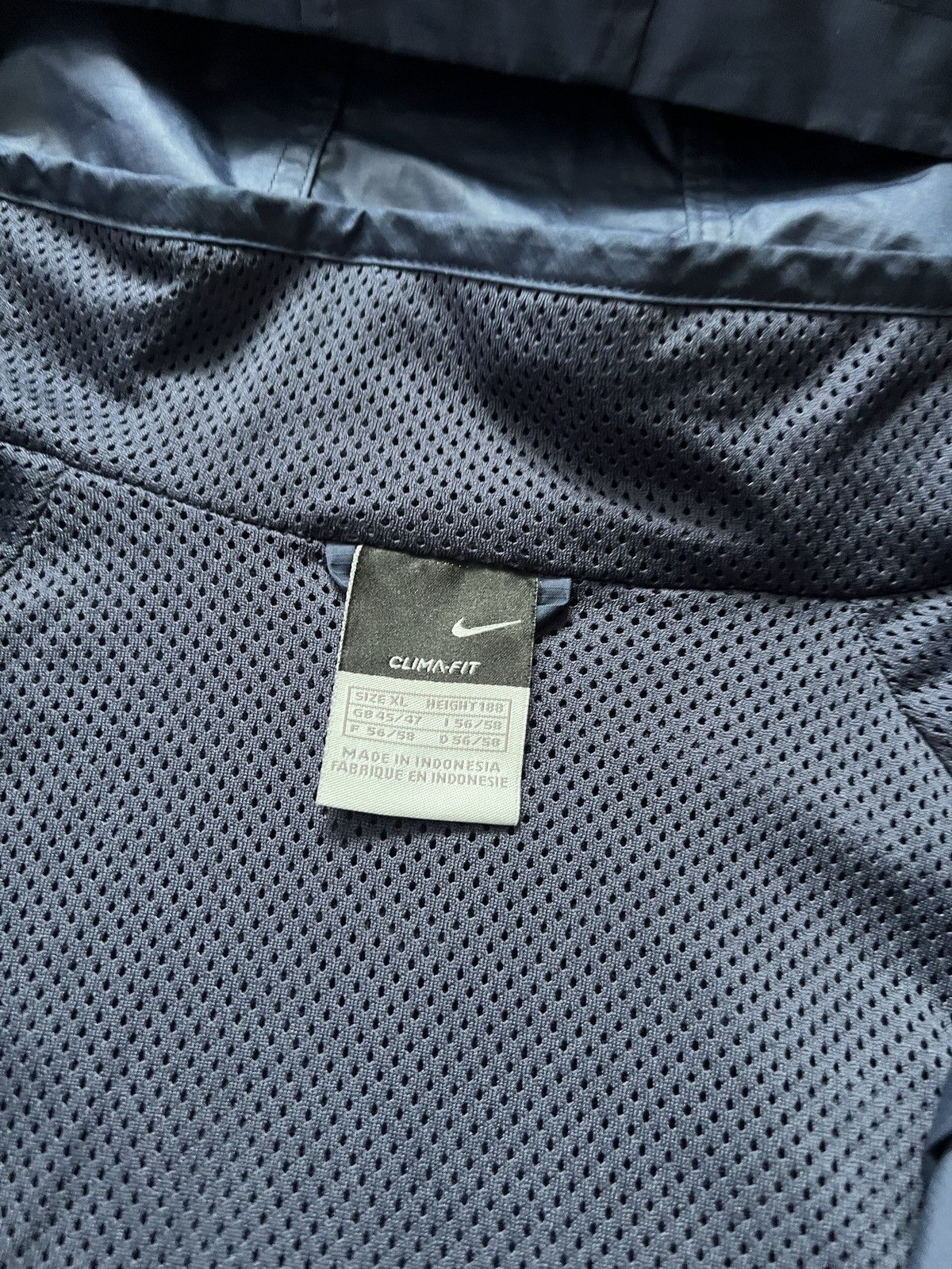 Nike Nike Atletico Madrid Hooded Windbreaker Jacket Navy Size US XL / EU 56 / 4 - 8 Thumbnail