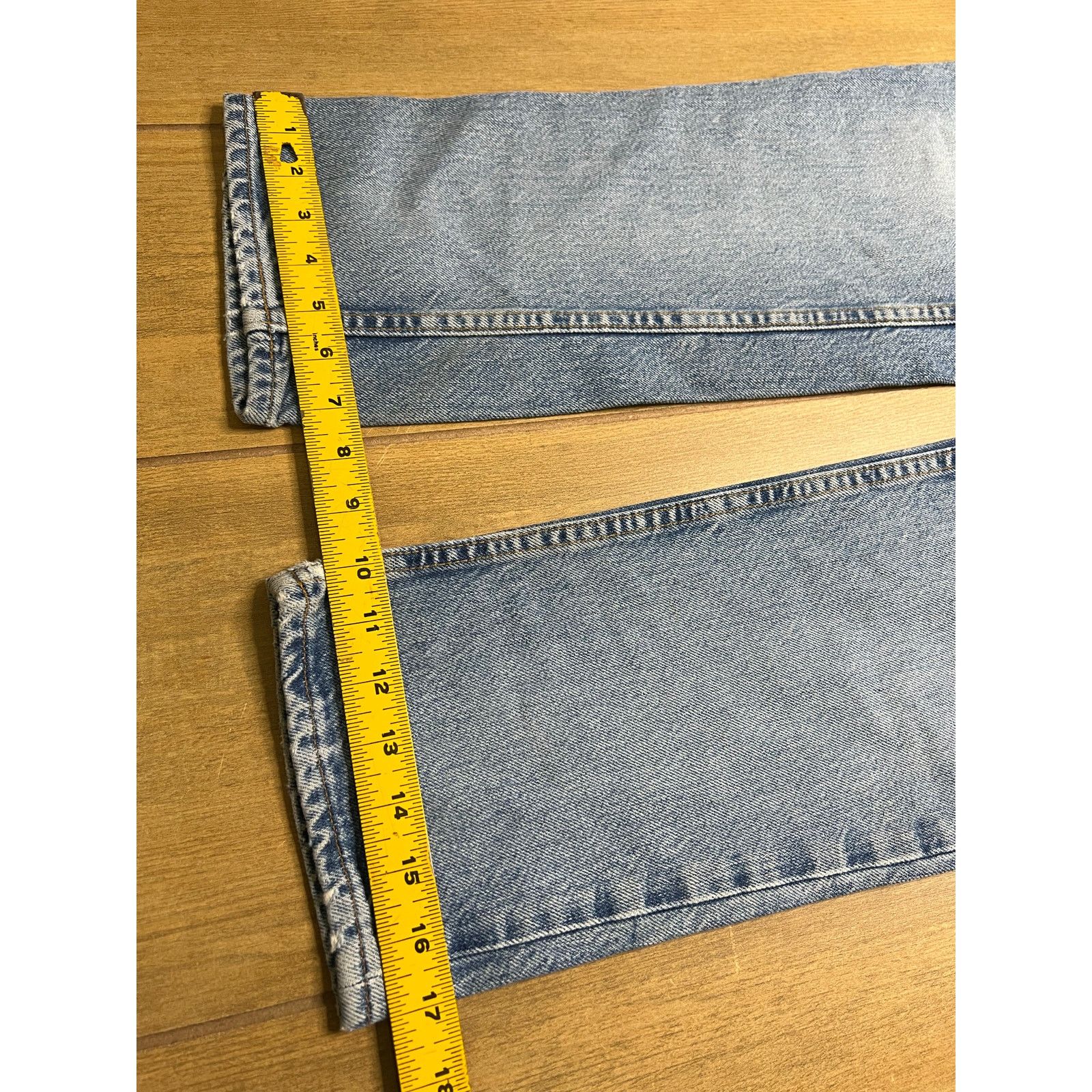 Gap Vintage 90s Medium Wash Gap Jeans Sz 32x30 Tag Sz 12 Size 34" / US 12 / IT 48 - 9 Thumbnail