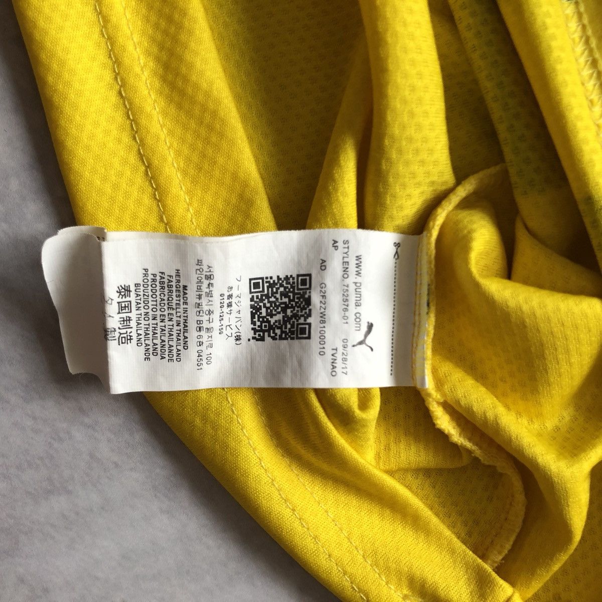 Puma vintage Puma BORUSSIA Jersey Dortmund BVB 2017 sport Y2K Size US XL / EU 56 / 4 - 8 Thumbnail