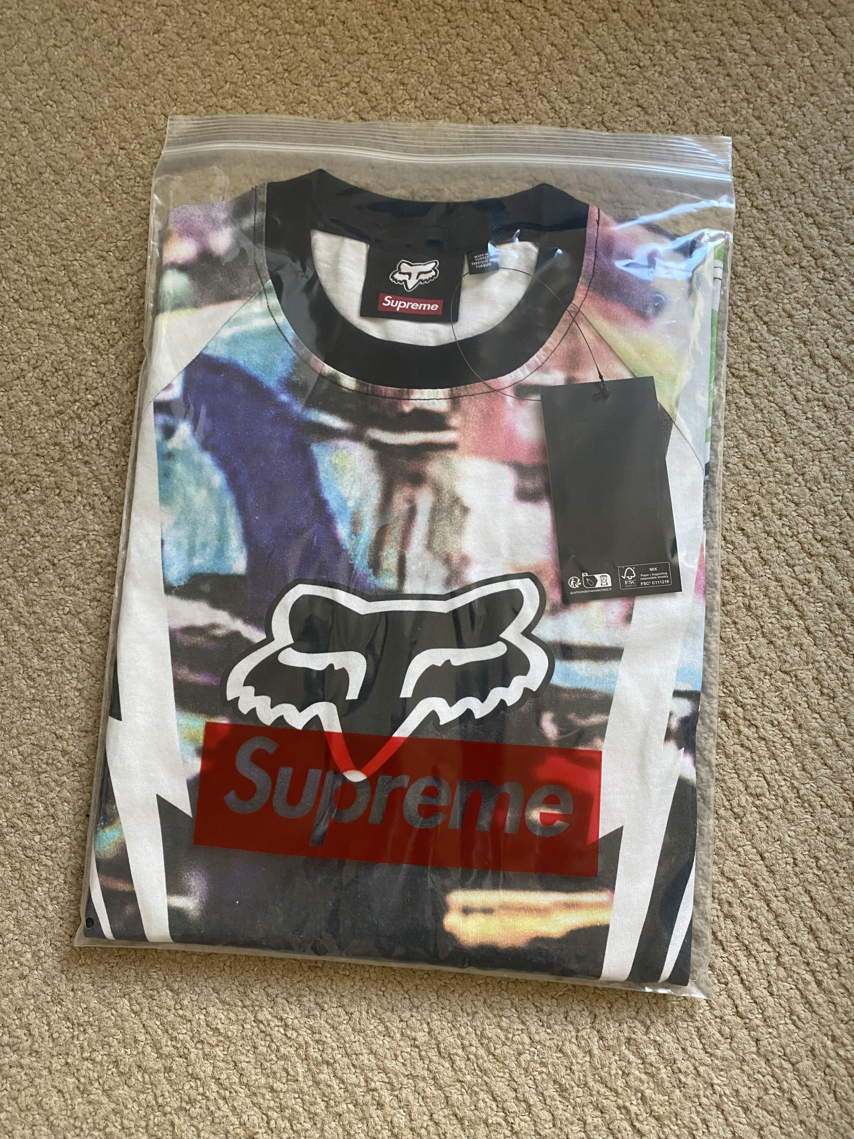 Supreme®/Fox Racing® L/S Supreme®/Fox Racing® L/S Top