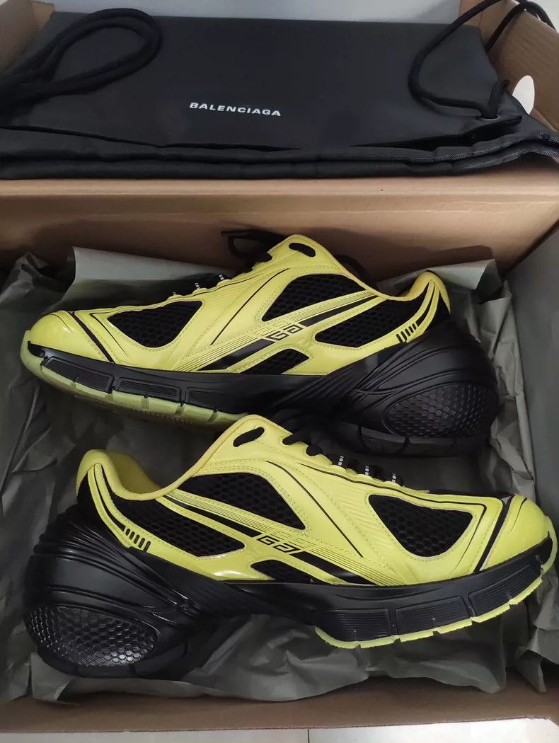 Givenchy Givenchy Men's Runway Casual Shoes Size US 8 / EU 41 - 1 Thumbnail