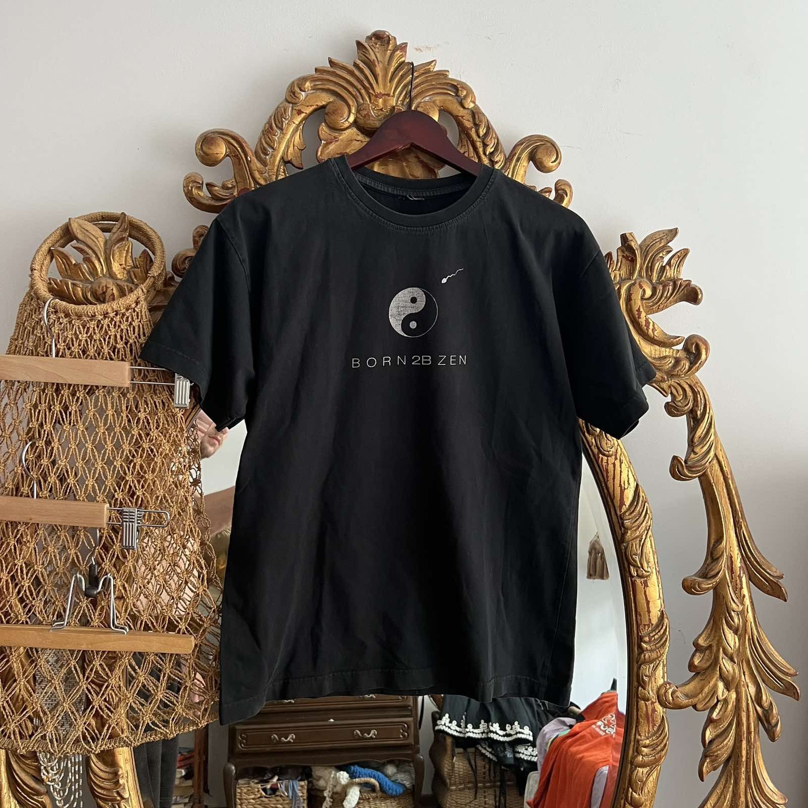 Vintage Vintage Art T shirt Born 2B Zen sz m Size US M / EU 48-50 / 2 - 1 Thumbnail