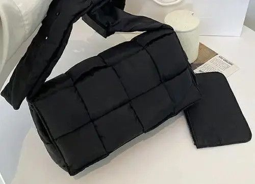 VIBE Fashion y2k quilted woven crossbody messenger bag vintage Size ONE SIZE - 3 Thumbnail