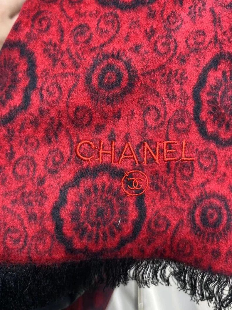 Chanel Vintage Chanel Wool Scarf with Rose Pattern -2505 Size ONE SIZE - 7 Thumbnail