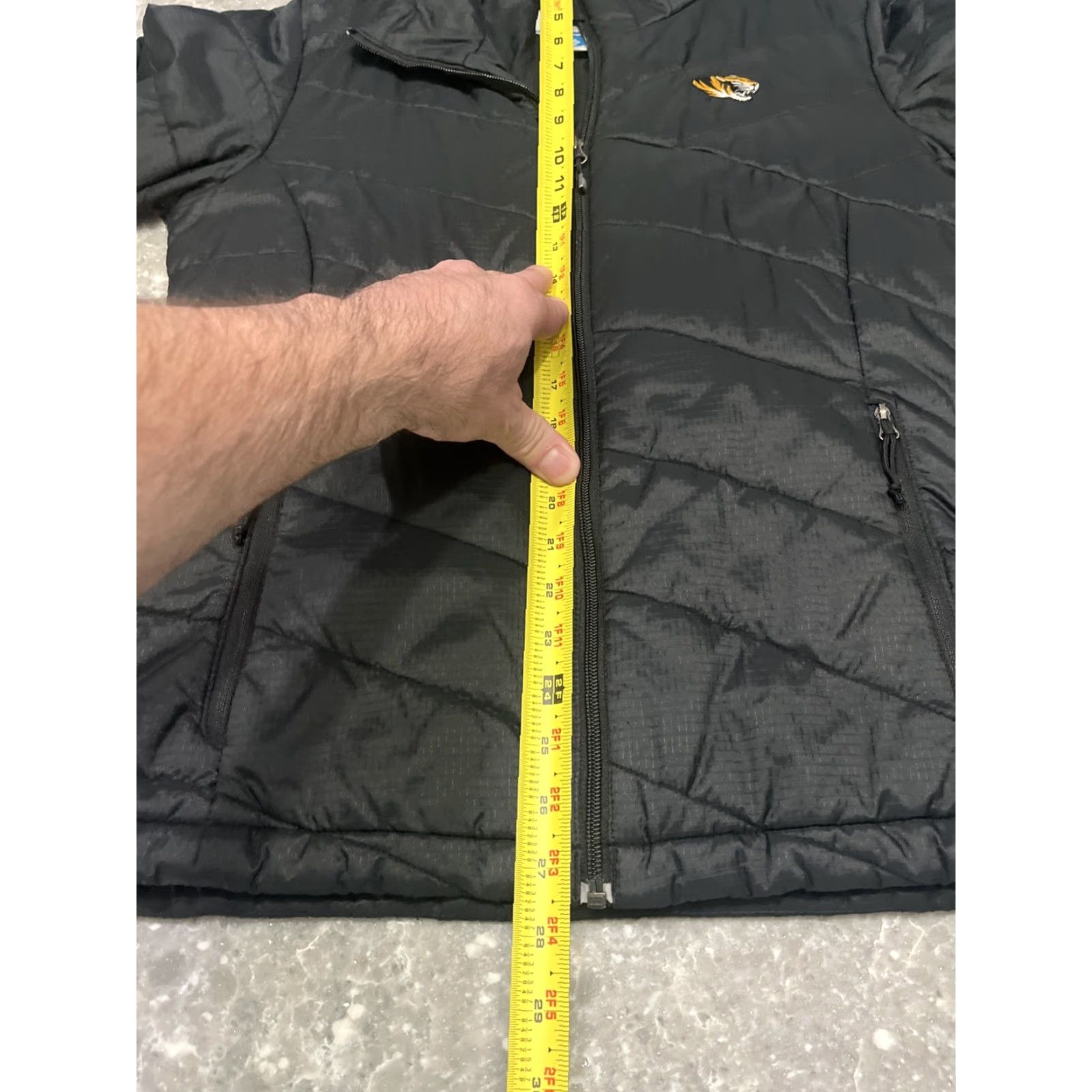 Vintage Mizzou Tigers Columbia Black Puffer Jacket Womens Size M Missouri Columbia Jacket Black Puffer Womens M Tigers Size M / US 6-8 / IT 42-44 - 5 Thumbnail