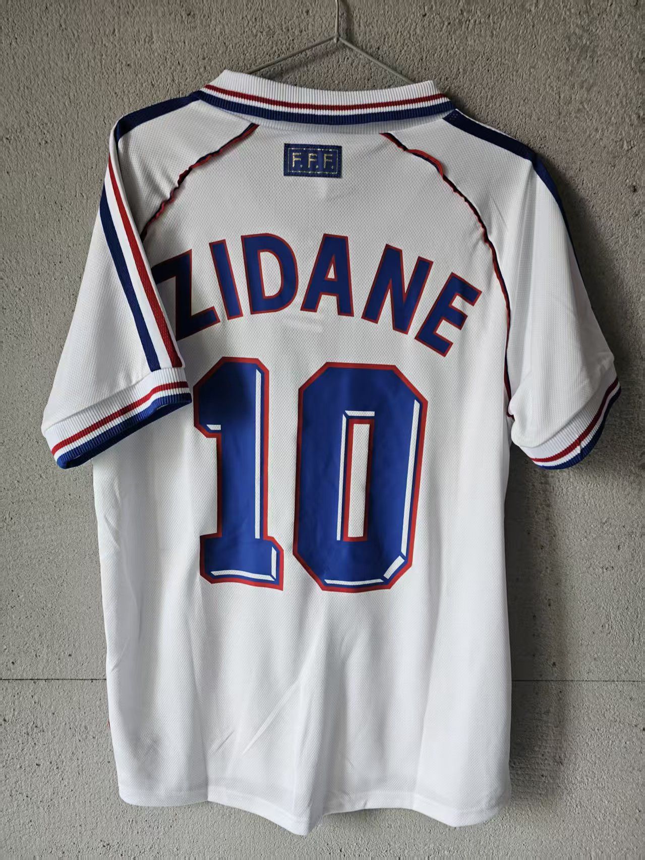 Other 1998 France Zidane Jersey Away Size US XL / EU 56 / 4 - 2 Thumbnail