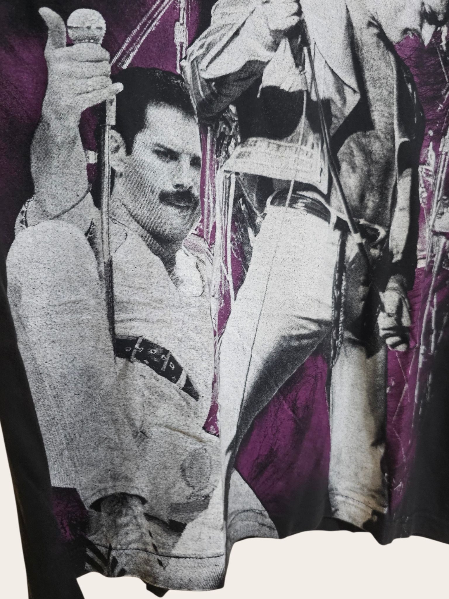 Vintage Queen Freddy Mercury 90's AOP Tee Size US M / EU 48-50 / 2 - 3 Thumbnail
