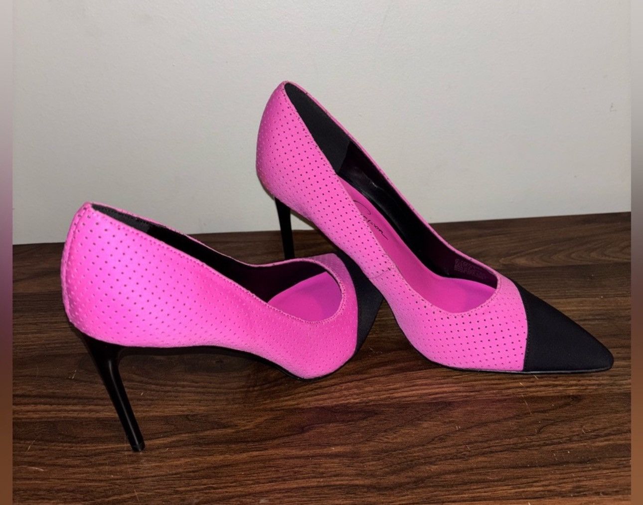 Jessica Simpson Pink and Black Heels Size US 9.5 / IT 39.5 - 3 Thumbnail