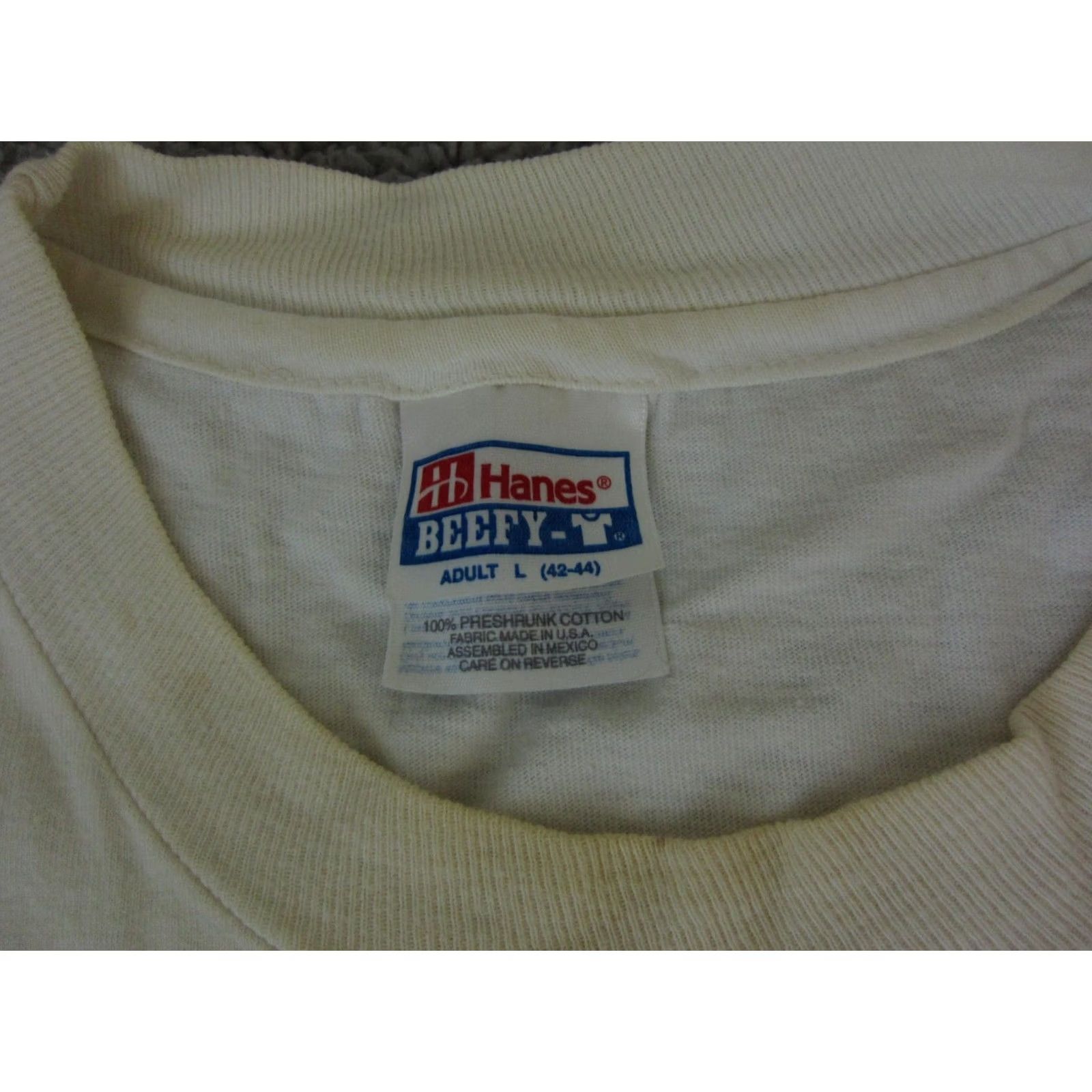 Hanes VINTAGE Hanes Castello Cabbiano Shirt Mens L White Jersey Crew Neck Short Sleeve 80s 90s Classic School Size US L / EU 52-54 / 3 - 6 Thumbnail