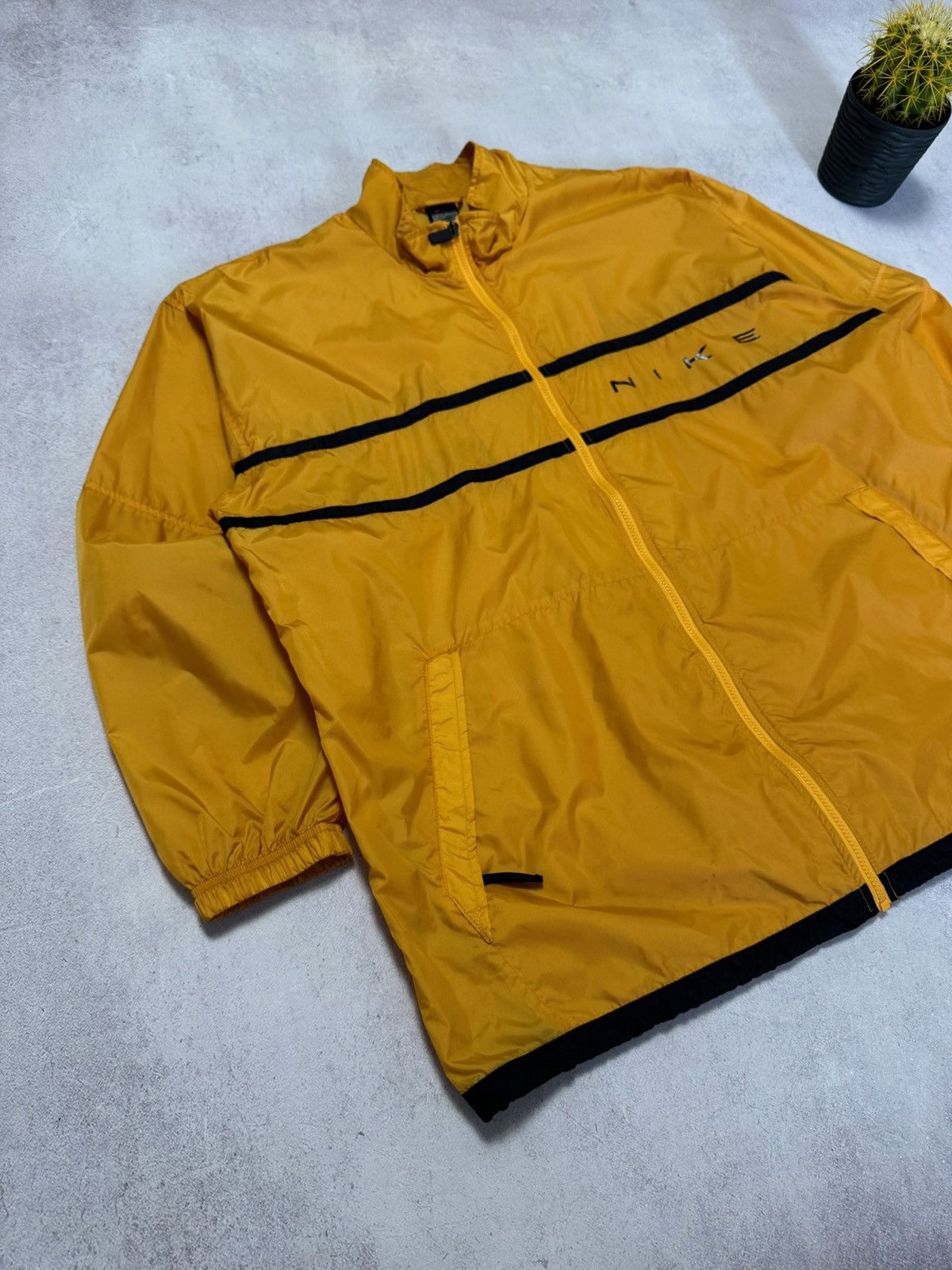 Vintage Vintage Nike Jacket Windbreaker Nylon Big Logo Baggy Y2K 90s Size US XXL / EU 58 / 5 - 2 Thumbnail