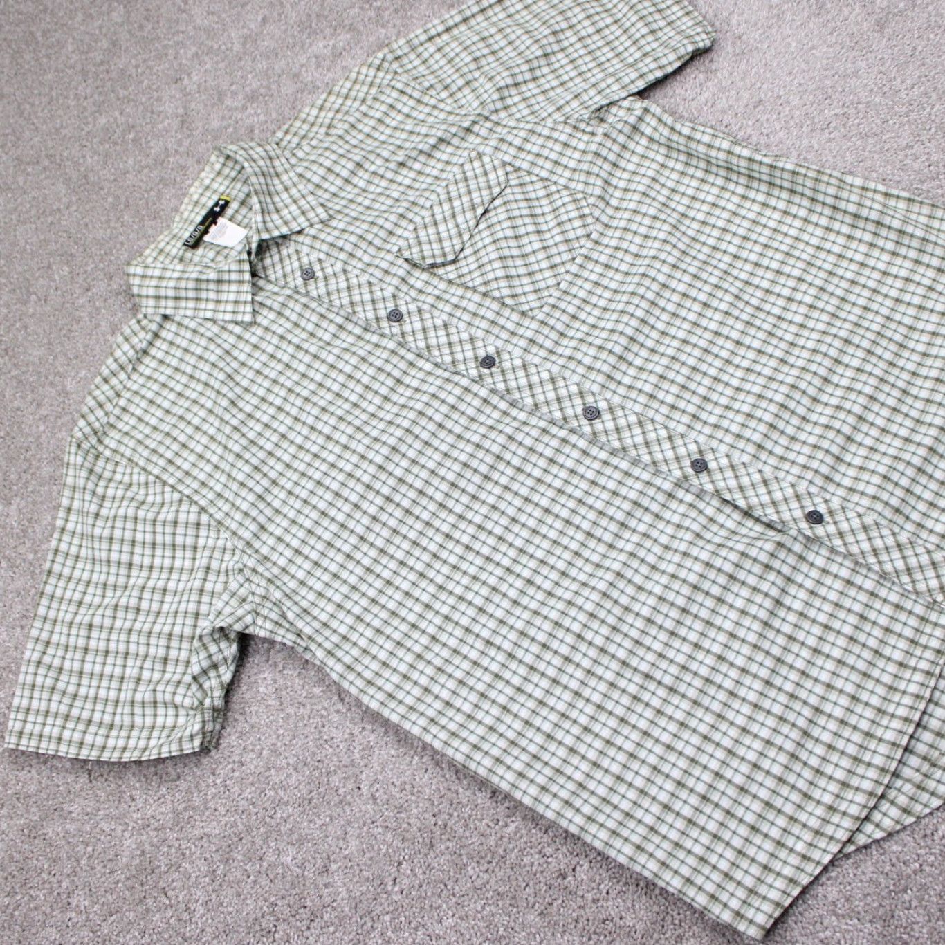 Under Armour Under Armour Shirt Mens Large Green/White Plaid UA Long Sleeve Button-Up Cotton Flannel Casual Workwear Size US L / EU 52-54 / 3 - 6 Thumbnail