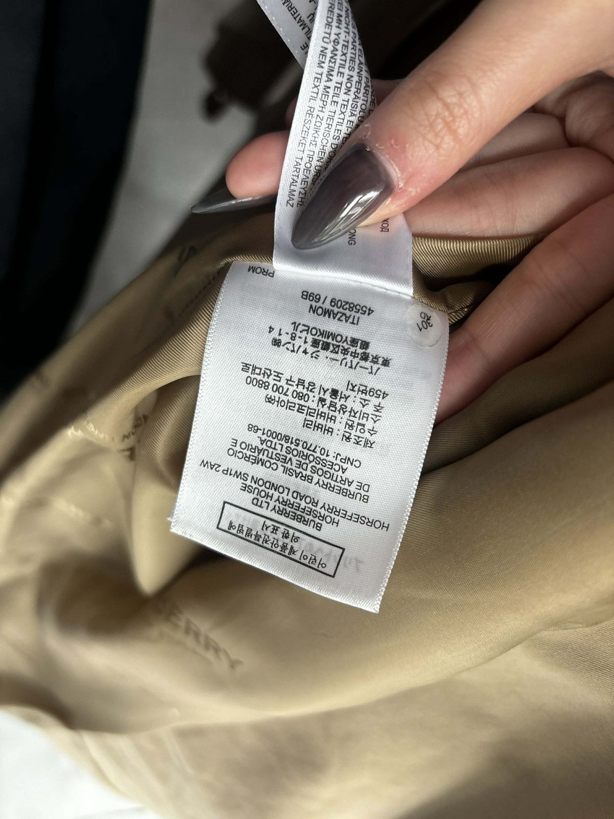 Burberry Burberry SS19 by R. Tisci horseferry garbadine trench coat Size US M / EU 48-50 / 2 - 23 Thumbnail