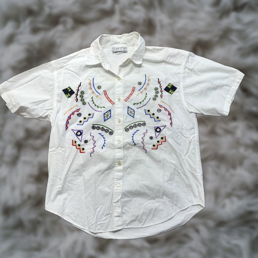 Vintage VINTAGE Impulse Shirt Womens M Button-Up Embroidered Abstract 80s Geometric White Crew Neck Short Sleeve Cotton Blend Asymmetrical Sleeve Mens? Size M / US 6-8 / IT 42-44 - 1 Thumbnail