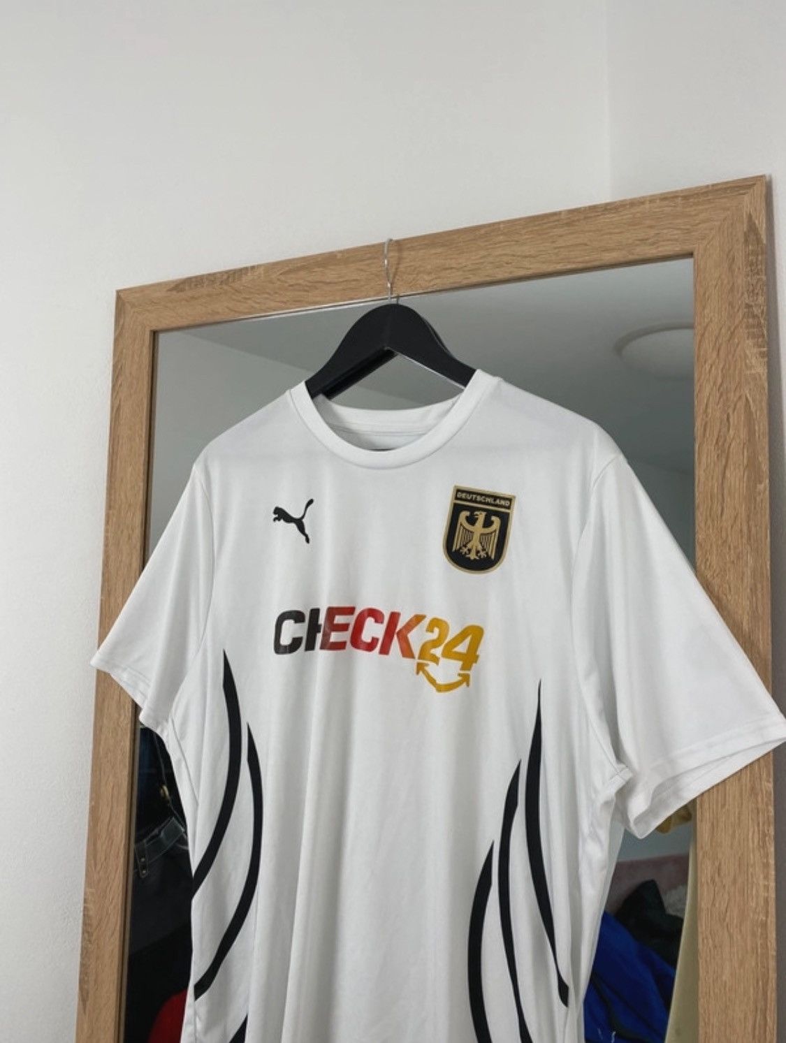 Puma Puma Deutschland Germany white jersey Size US XL / EU 56 / 4 - 2 Thumbnail