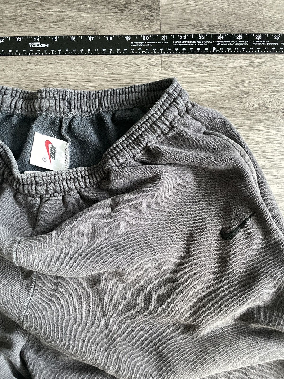 Nike Vintage 90’s Nike USA “Sun faded” Baggy Sweat Pants (Sz.XL) Size US 36 / EU 52 - 2 Thumbnail