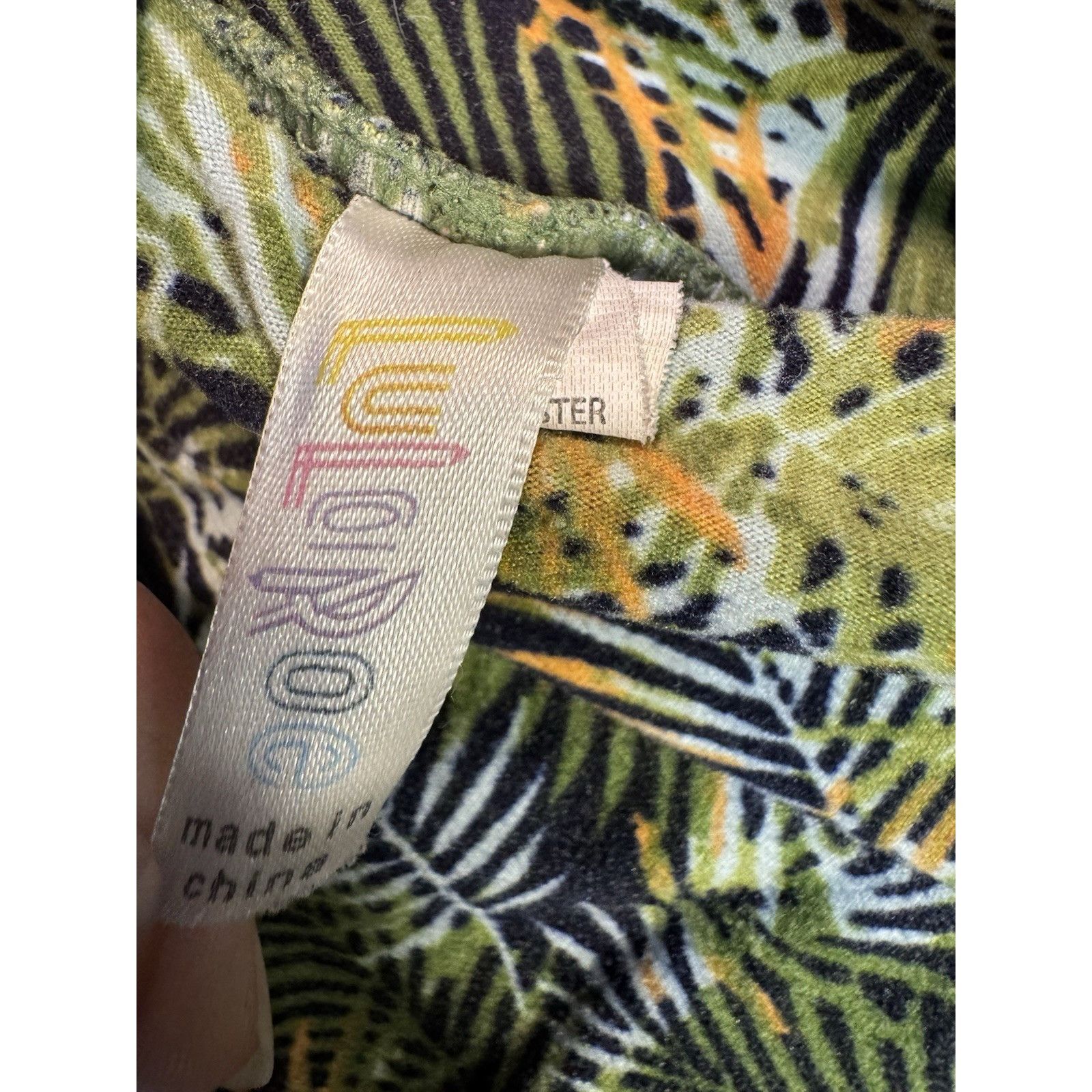 Other LuLaRoe Leggings OS One Size GREEN PINE NEEDLES Used Conditi Size 29" - 7 Thumbnail