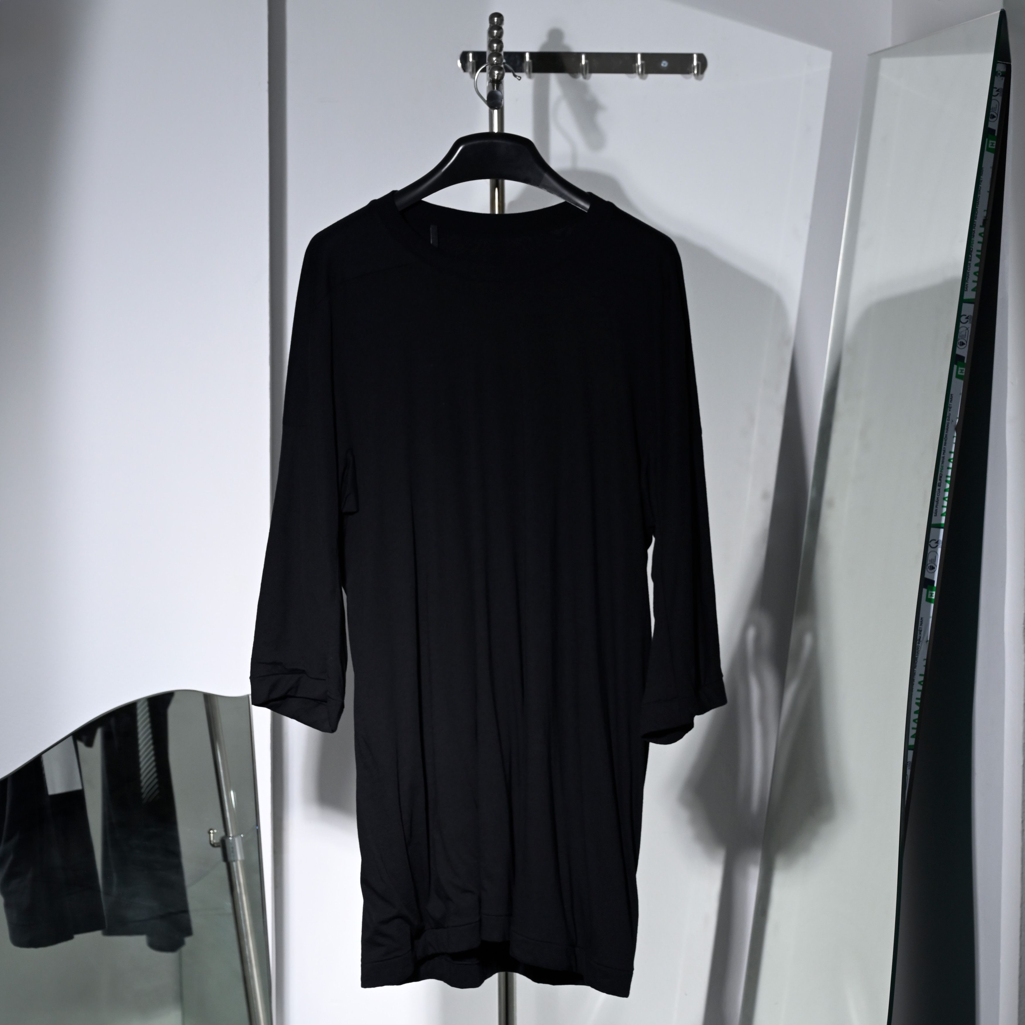 11 By Boris Bidjan Saberi 11 BY BORIS BIDJAN SABERI PRINTED LOGO EMBROIDERED TSHIRT Size US M / EU 48-50 / 2 - 1 Thumbnail