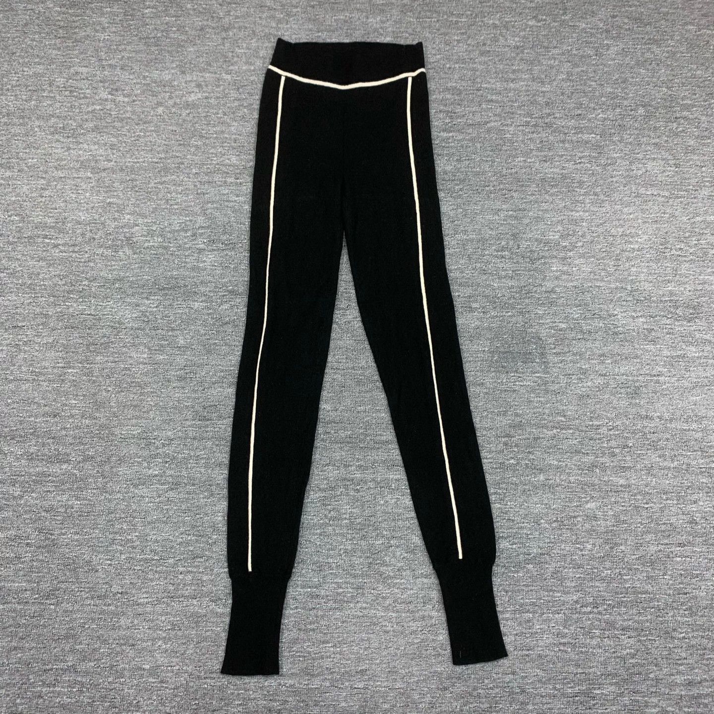 Celine Celine Black Logo Pants S 95 New Size 24" / US 00 / IT 34 - 1 Thumbnail