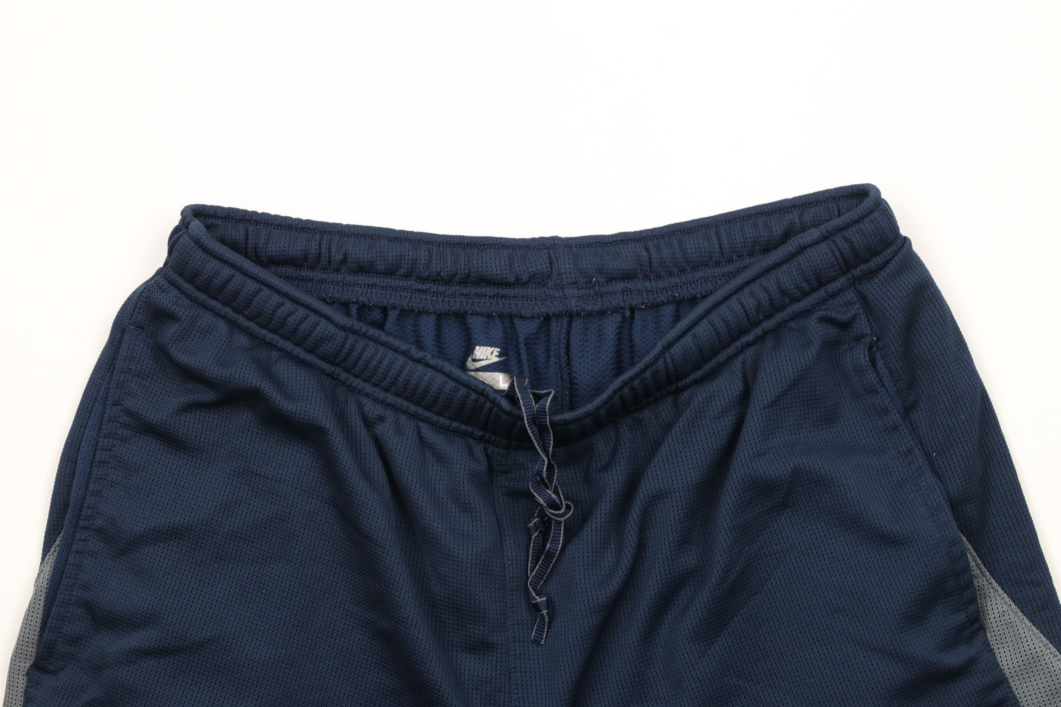 Nike × Vintage Vintage Nike Mini Swoosh Block Letter Above Knee Shorts Size US 34 / EU 50 - 2 Thumbnail