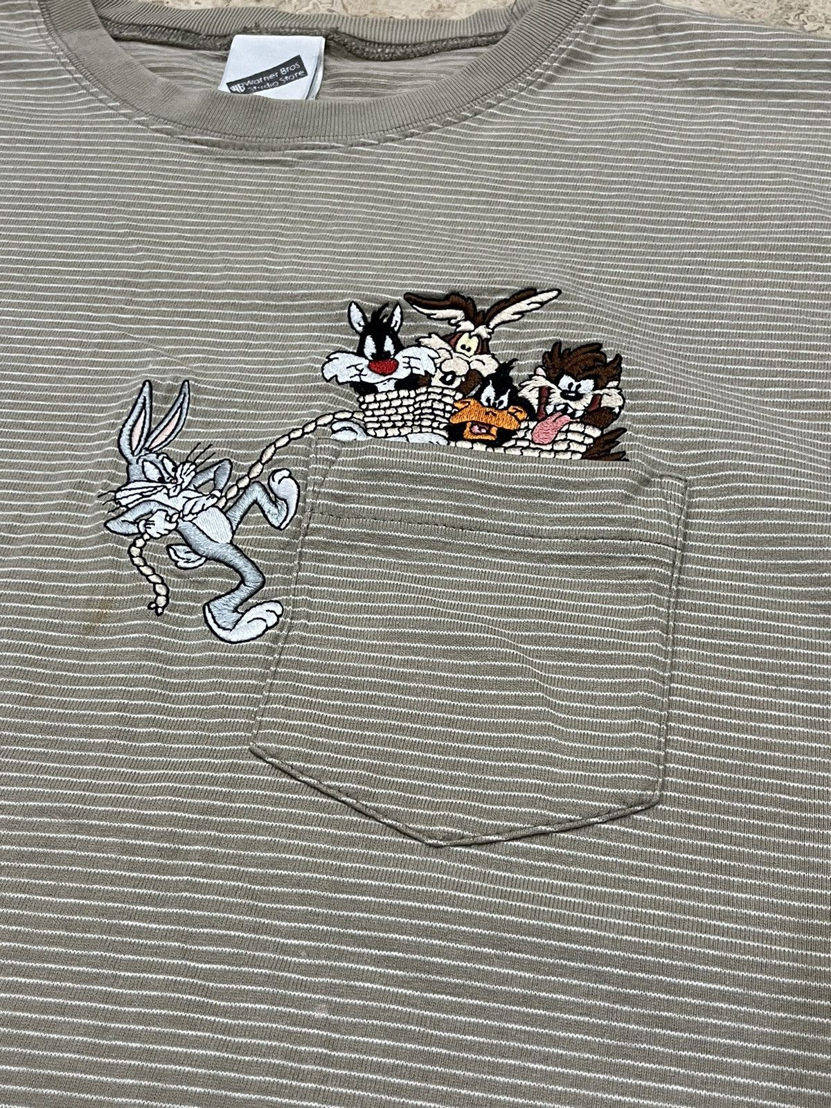 Vintage × Warner Bros Vintage Single Stitch Looney Tunes Embroidered Pocket Tee Size US XL / EU 56 / 4 - 2 Thumbnail