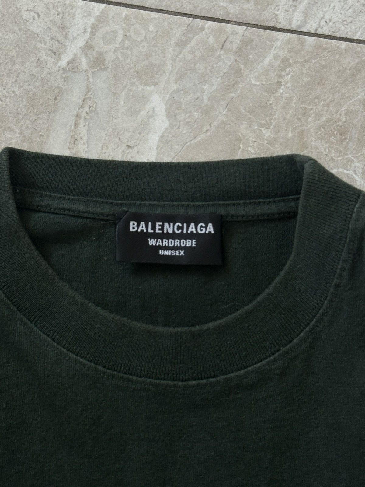 Balenciaga balenciaga copyright tshirt Size US L / EU 52-54 / 3 - 5 Thumbnail