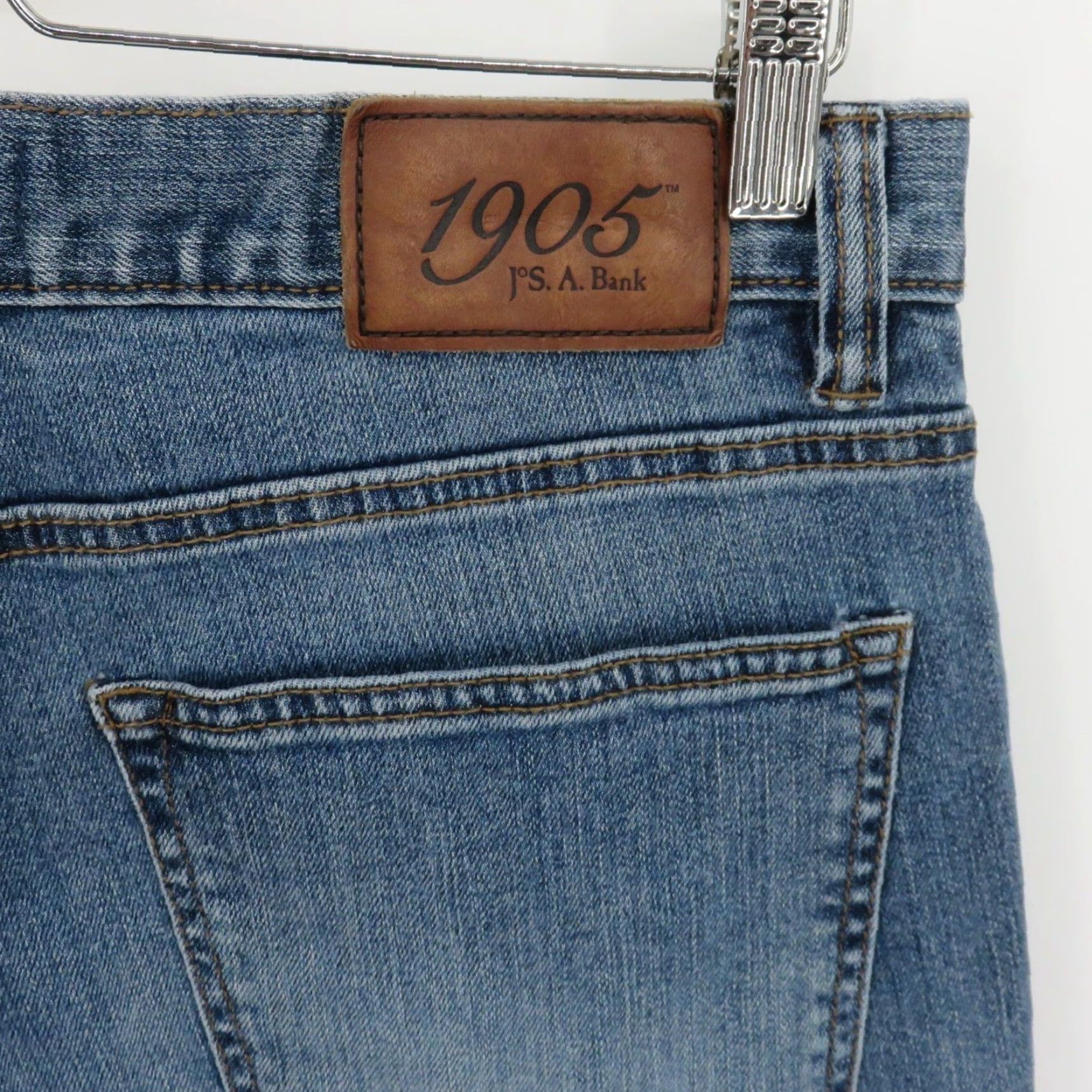Jos A Bank Jeans Men 34W 32L Tailored Fit Denim Blue Cotton Blend 5-Pocket Inseam 32in Straight Pants