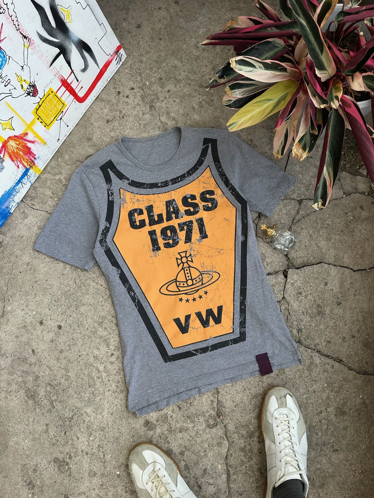 Vivienne Westwood Vivienne Westwood Orb Big Logo Size US S / EU 44-46 / 1 - 1 Thumbnail