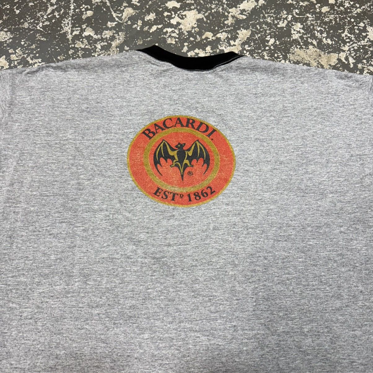 Vintage Vintage Bacardi Bat Grey Beer Alcohol Tshirt 90s Size US XL / EU 56 / 4 - 11 Thumbnail