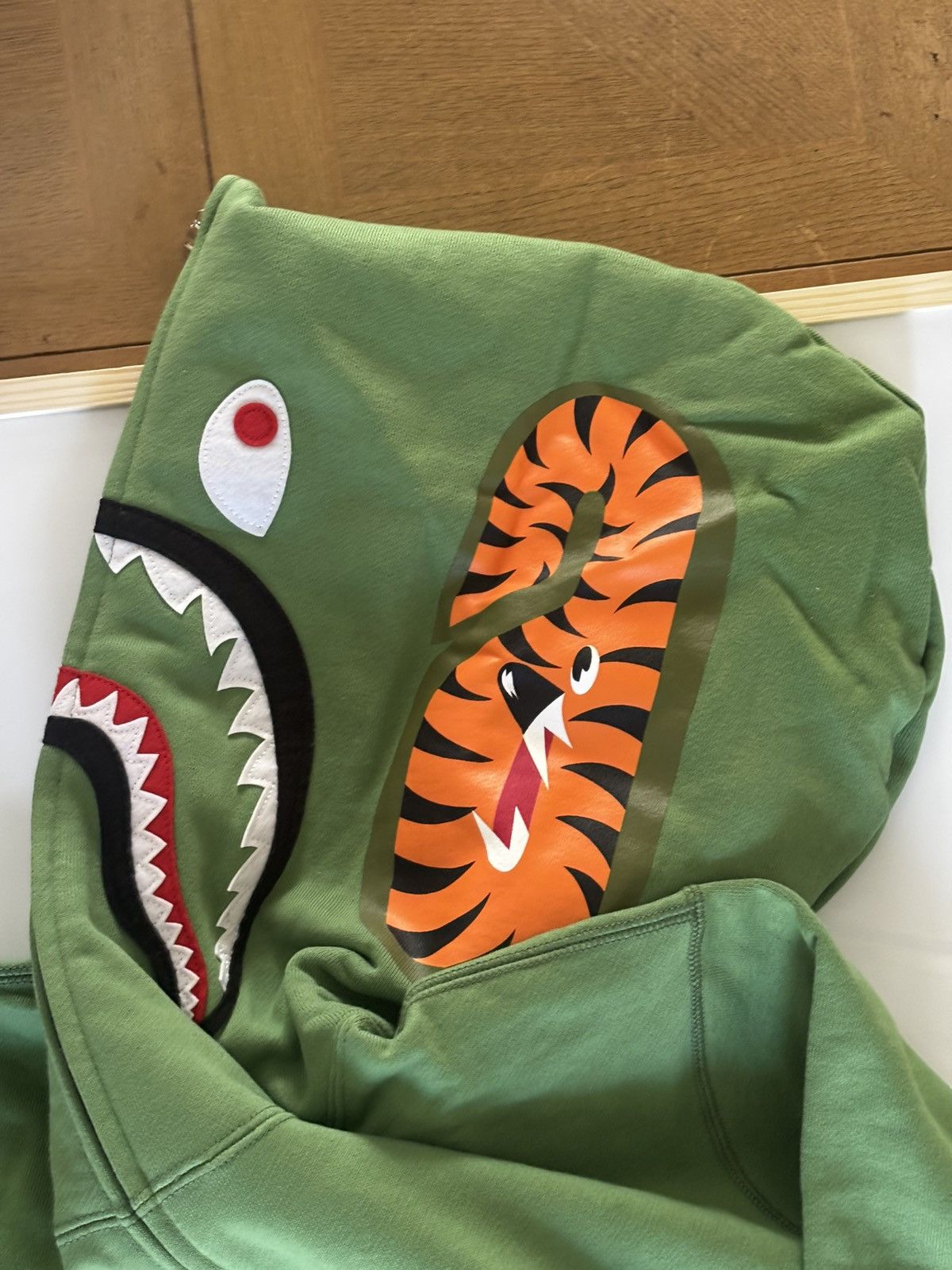 Bape Authentic ape bape shark full zip hoodie green L new Size US L / EU 52-54 / 3 - 4 Thumbnail