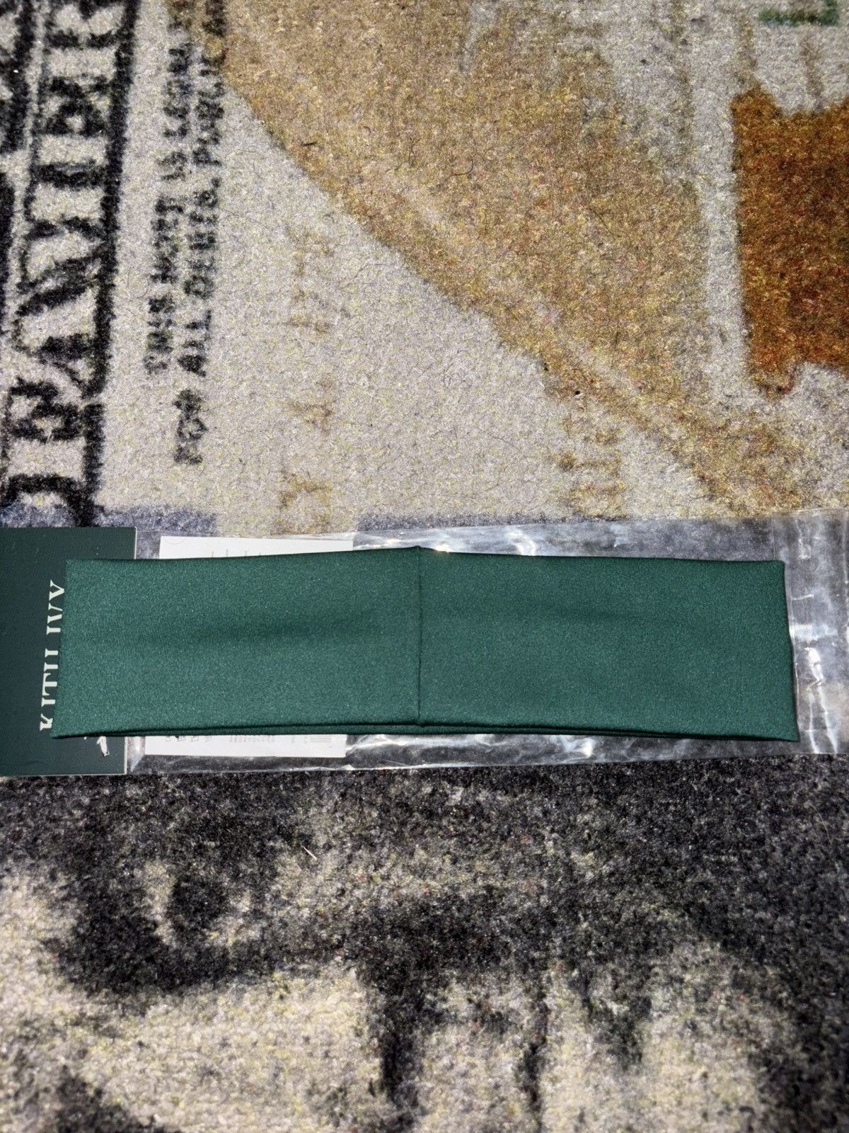Kith × Wilson Kith Ivy Wilson Logo Wide Headband Size ONE SIZE - 3 Thumbnail