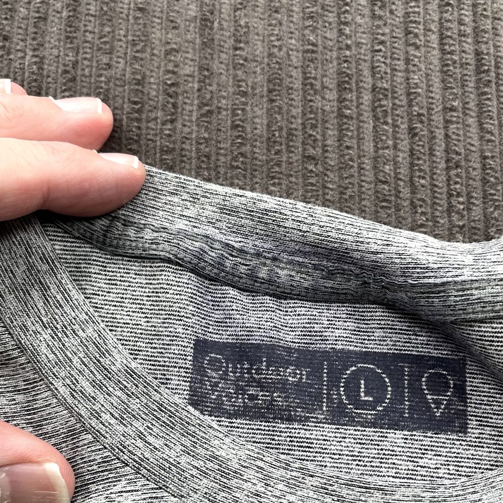 Outdoor Voices Outdoors Voices Sweatshirt Men Size Large Gray Polyester Spandex Pullover Crew Neck All Seasons Gym Workout Size US L / EU 52-54 / 3 - 3 Thumbnail