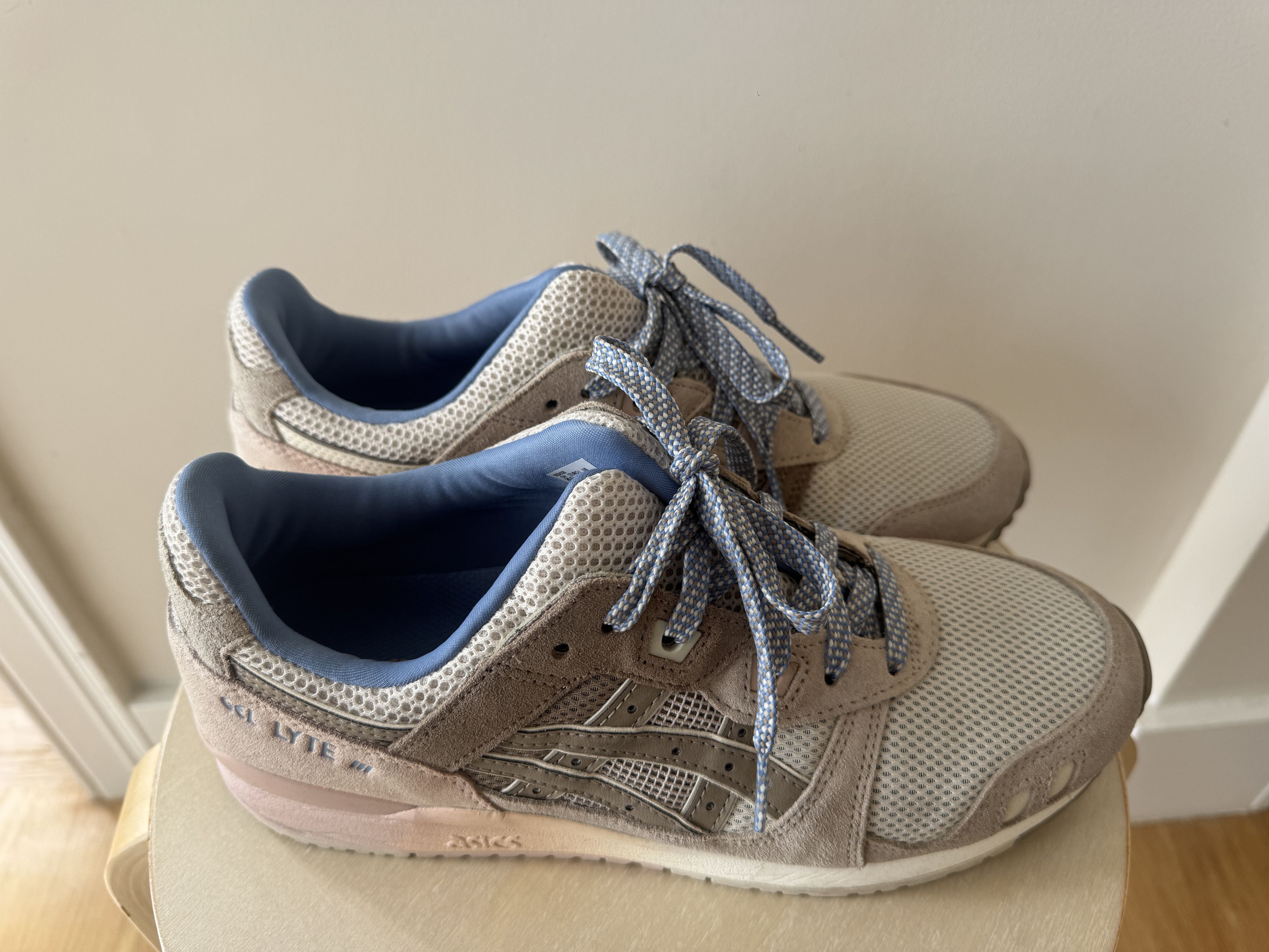 Asics Asics Gel-Lyte III OG - Simply Taupe / Maple Sugar Size US 8.5 / EU 41-42 - 2 Thumbnail