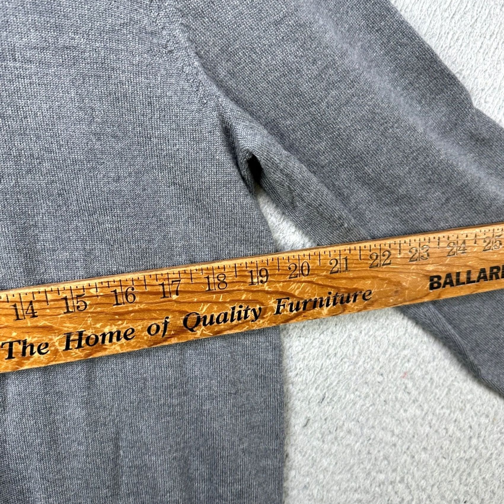 Bloomingdale's Bloomingdales Mens Crewneck Sweater Gray 100% Merino Wool Lightweight Knit Pullover M Adult Mens Casual Workwear Fall Winter Spring Size US M / EU 48-50 / 2 - 6 Thumbnail