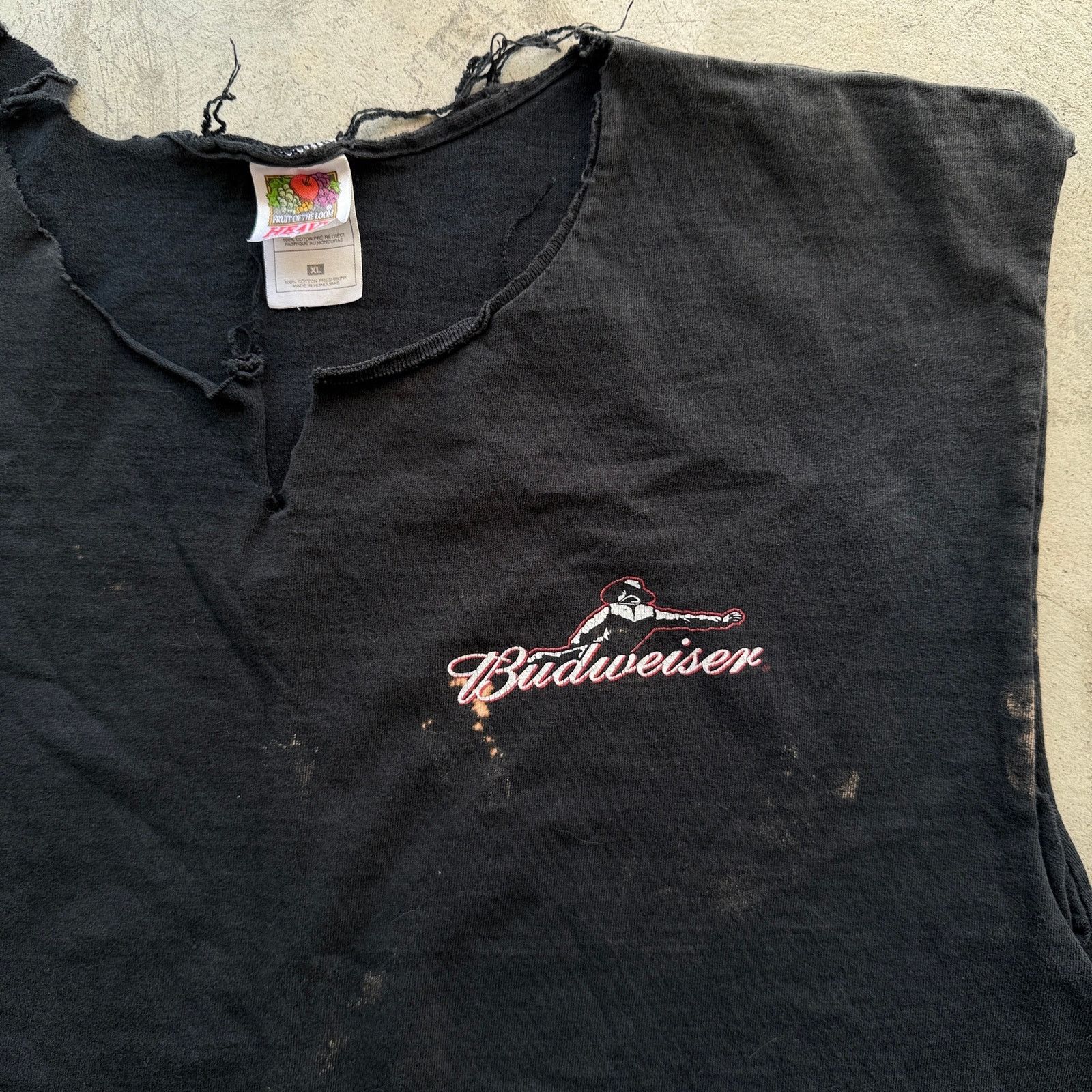 Budweiser Vintage Budweiser Cowboy Bull Riding Graphic thrashed Tee Size US XL / EU 56 / 4 - 6 Thumbnail