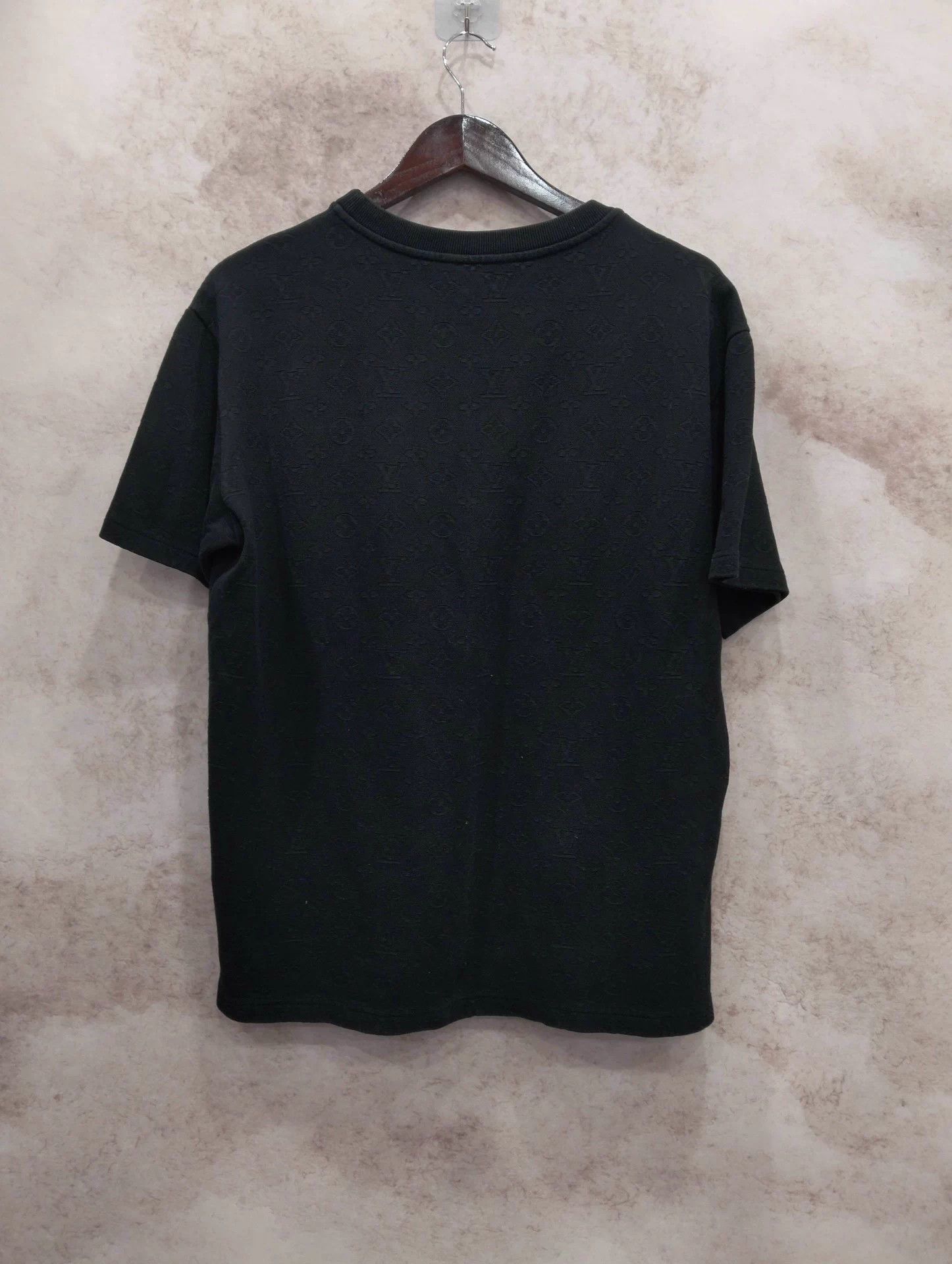 Louis Vuitton LV black monogram 3D pocket short-sleeve T-shirt size L Size US L / EU 52-54 / 3 - 2 Thumbnail