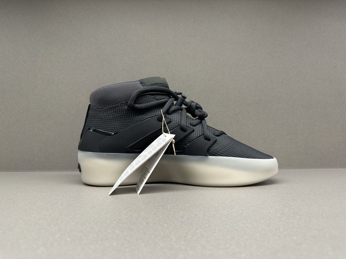Adidas × Fear of God Adidas Fear of God Athletics 1 Basketball Carbon Size US 9 / EU 42 - 7 Thumbnail