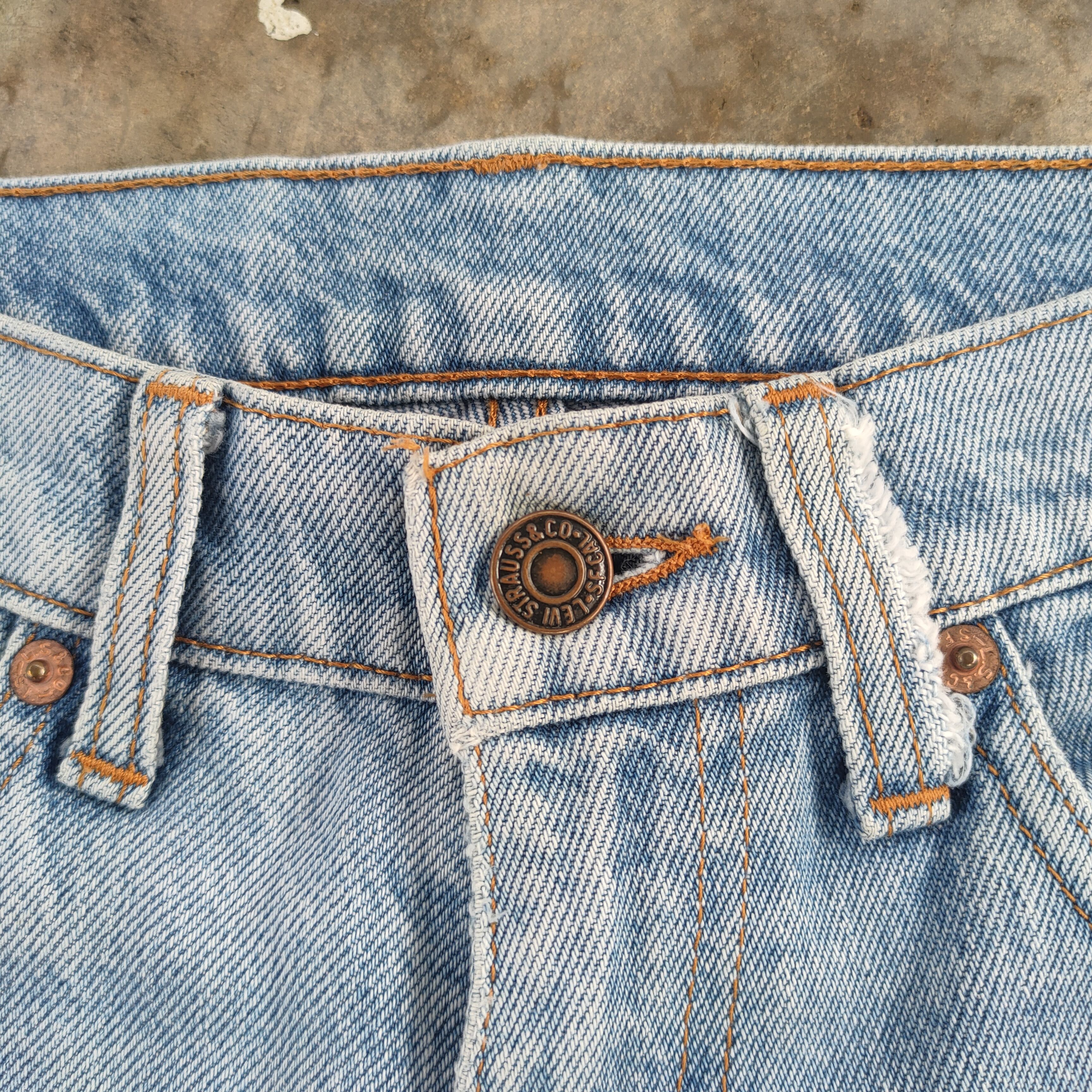 Levi's Vintage Clothing W29 vtg Levi's light Blue denim jeans pants Size US 29 - 7 Thumbnail