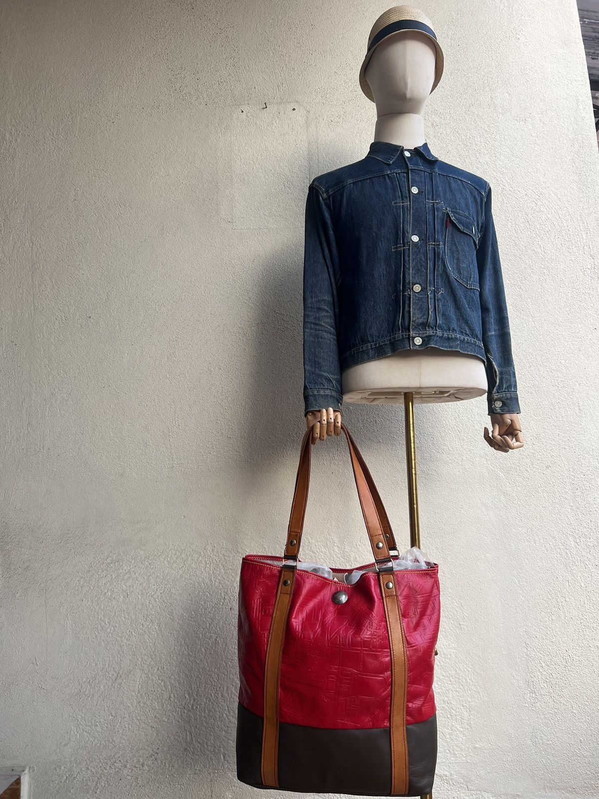 Leather Map Embossed Leather Tote Bag Unknown Japanese Brand Vintage Size ONE SIZE - 2 Thumbnail