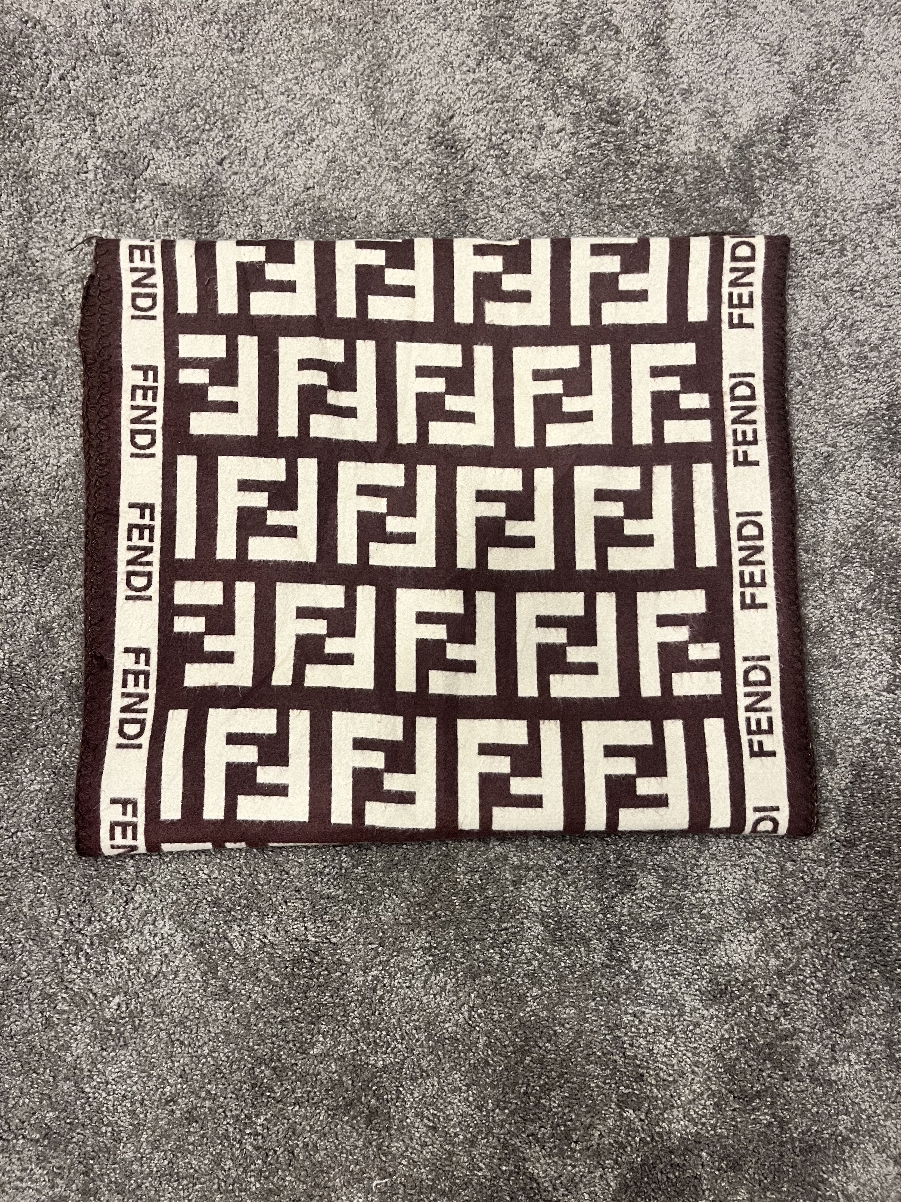 Fendi Fendi Wool Reversible Scarf Size ONE SIZE - 3 Thumbnail