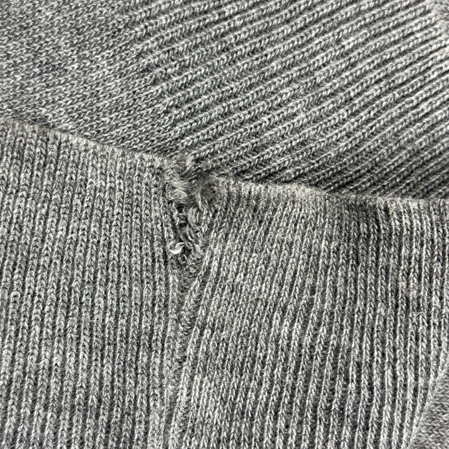 Jantzen VINTAGE JANTZEN USA MADE GREY V-NECK PULLOVER SWEATER MENS MEDIUM ACRYLIC CASUAL PREPPY 90s Size US M / EU 48-50 / 2 - 6 Thumbnail