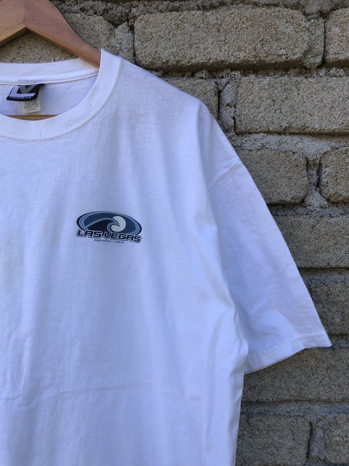 Vintage Vintage Y2K Las Vegas Surfing Backhit Tshirt Size US XL / EU 56 / 4 - 9 Thumbnail