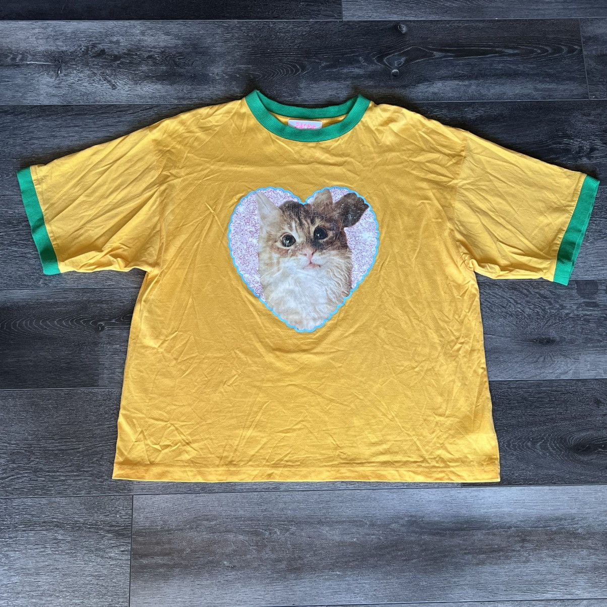 1989Re Kinako Heart Cat Ringer Logo Tee Yellow/Green Japan