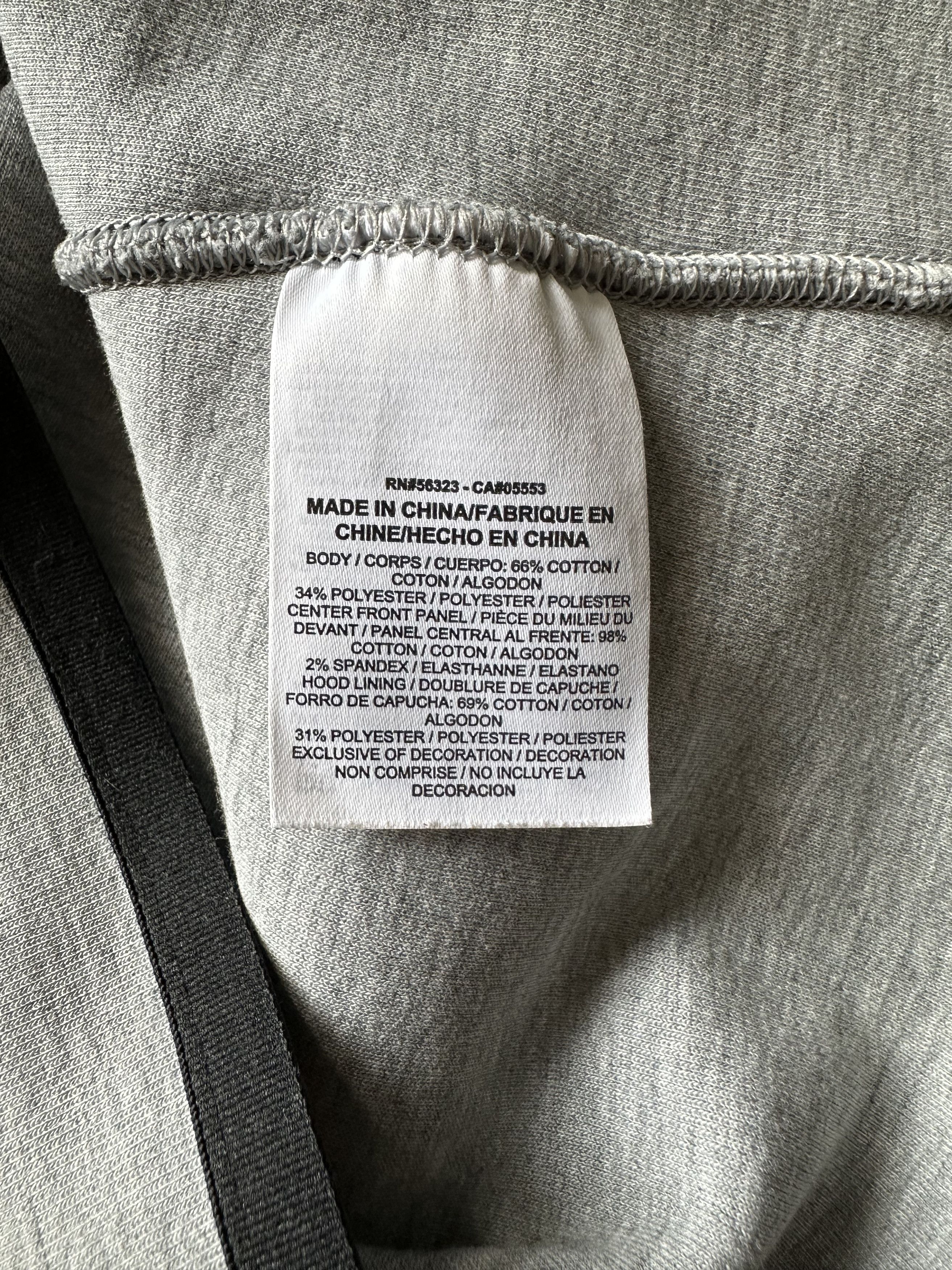 Nike Gray High Collar Tech Sweatshirt Size US L / EU 52-54 / 3 - 6 Thumbnail