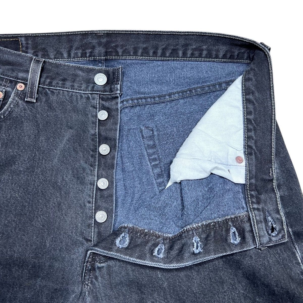 Levi's 1990s Levi’s 501 Button Fly Made In USA Black Denim Jeans Size US 35 - 3 Thumbnail