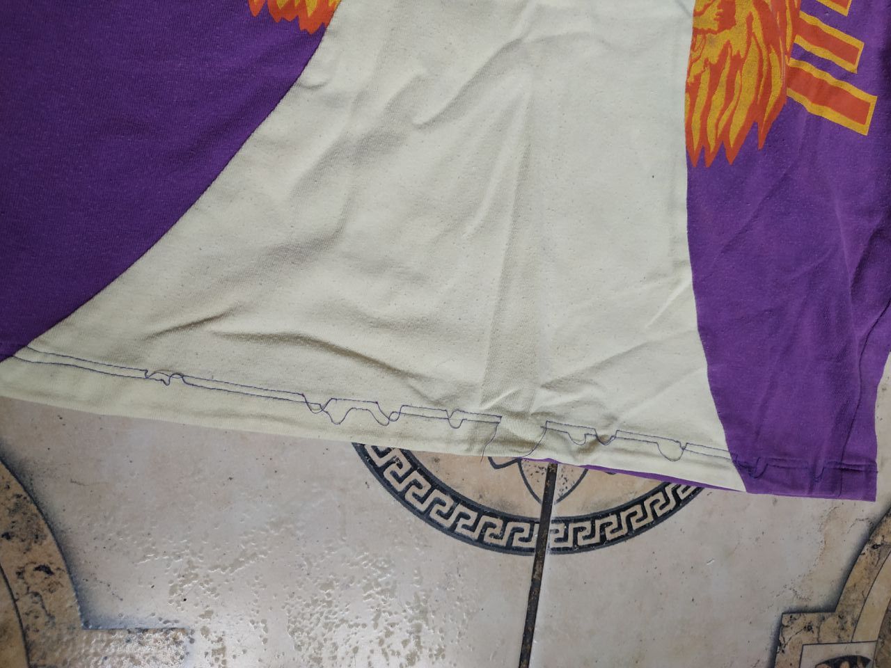 Versus Versace Vintage Versus Versace Lions Graphic Ittierre Made in Italy Size US L / EU 52-54 / 3 - 9 Thumbnail