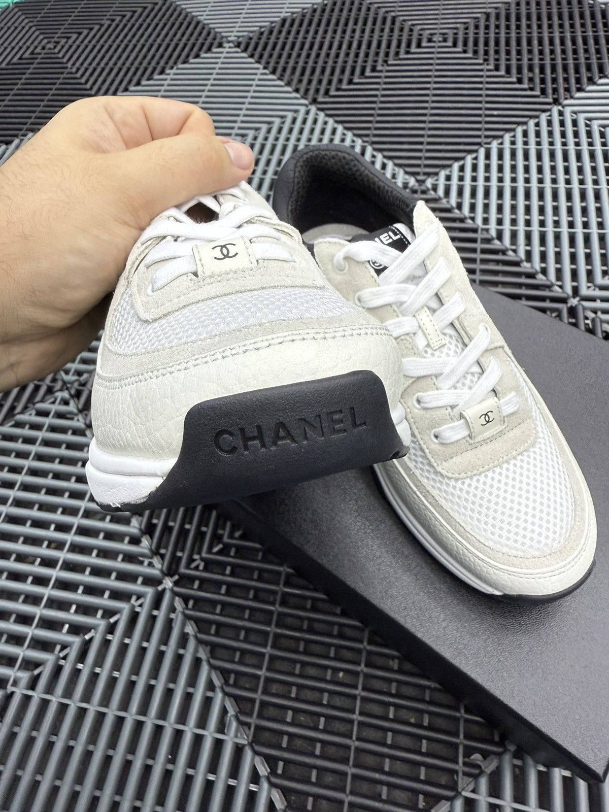 Chanel Chanel Panda Sneakers Size US 8 / IT 38 - 3 Thumbnail