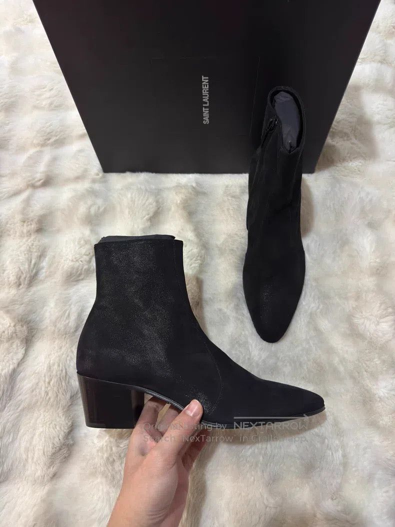 Saint Laurent Paris Saint Laurent Paris Shiny Suede Chelsea Boots Size US 8 / EU 41 - 2 Thumbnail
